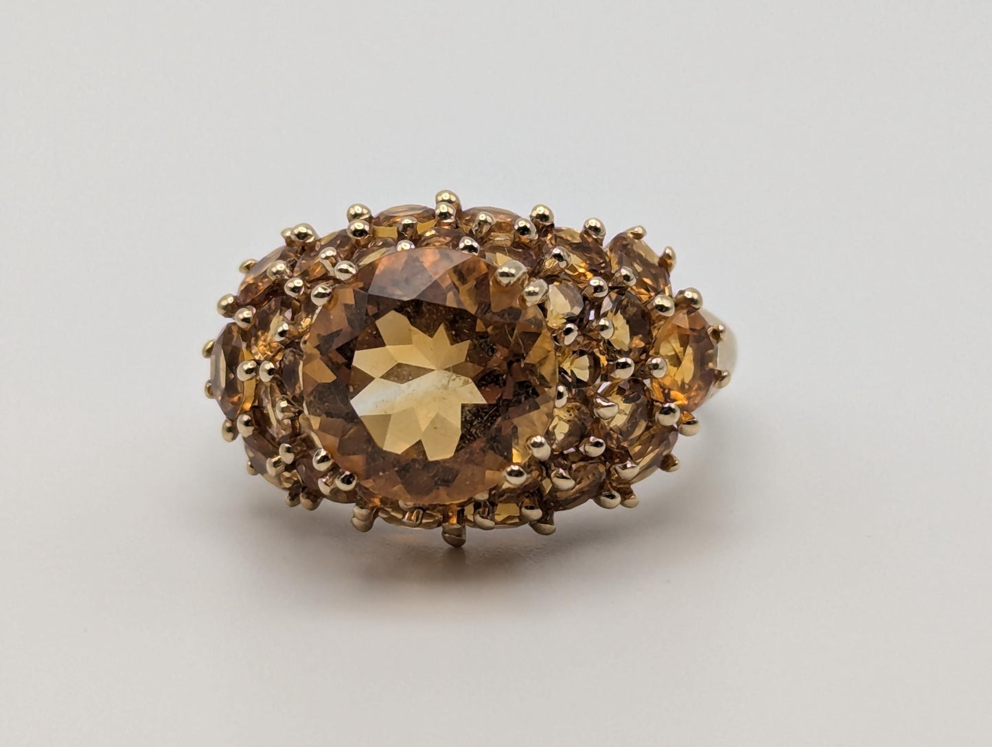 10k Yellow Gold Solitare Citrine Cluster Cocktail Ring. Statement Ring.