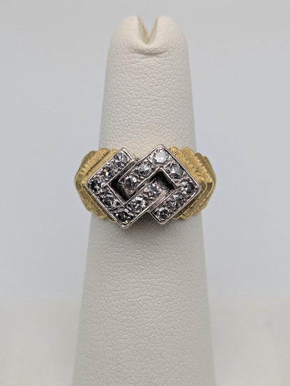 18k Gold .70ctw Diamond Yellow Gold Heavy 9gr Cocktail Ring Pinky Statement Ring.