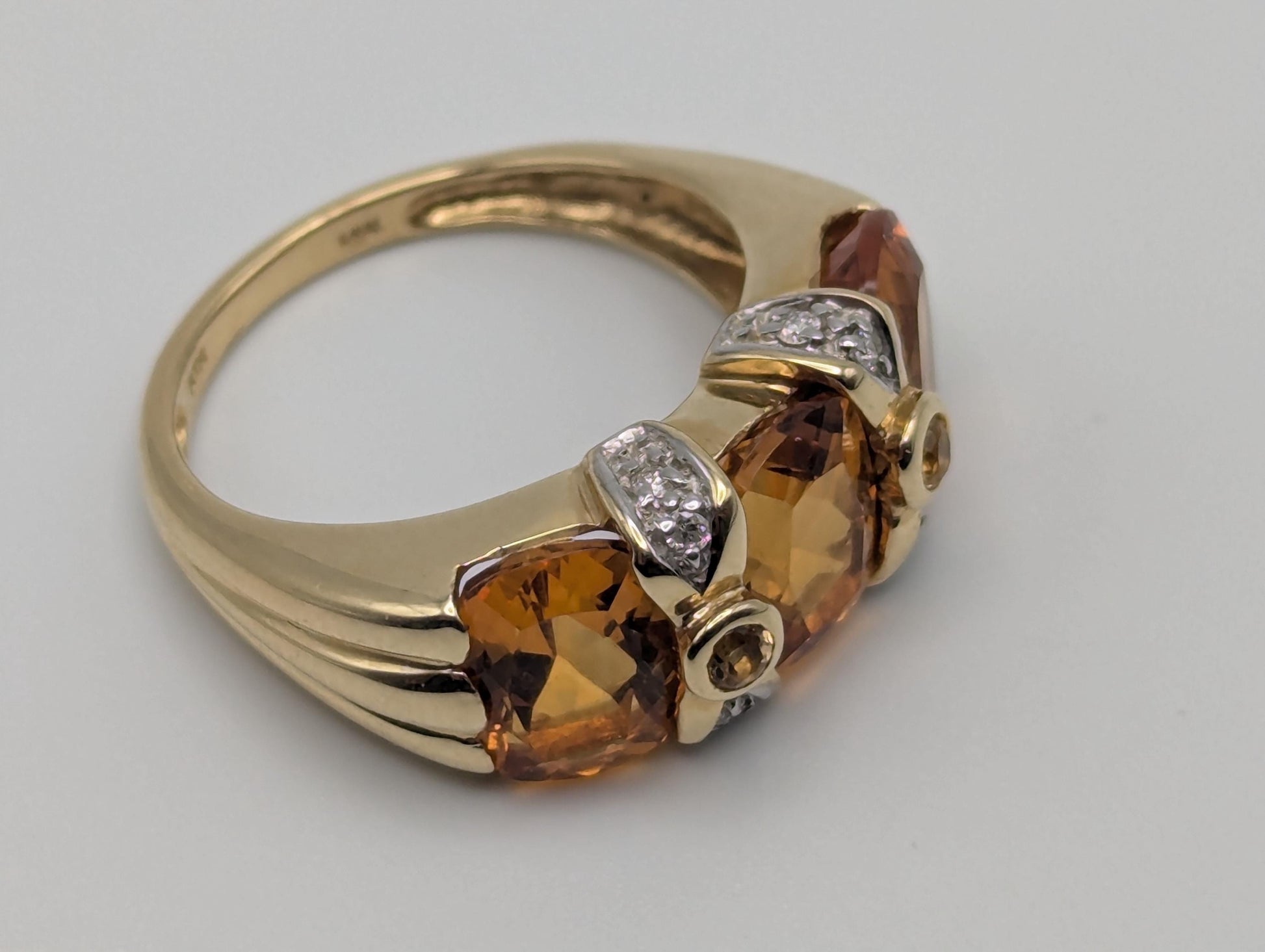 10k Yellow Gold Solitare Citrine Diamond Cocktail Ring. Statement Ring.