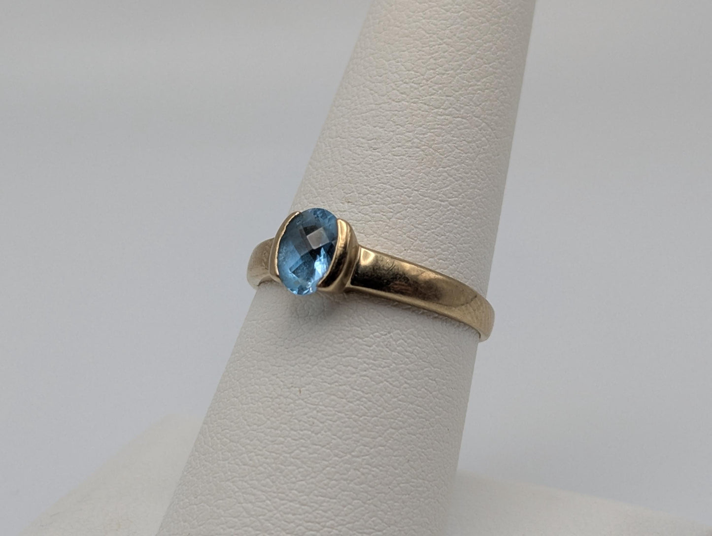 10k Yellow Gold London Topaz Ring Wedding Cocktail Statement Ring.