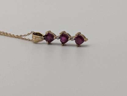 10k Gold Diamond & Ruby 3 Heat Love Stone Journey Necklace Pendant Yellow Gold Chain