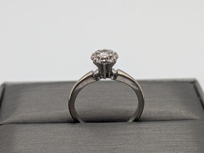 14k White Gold Diamond Flower Ring Promise Engagement Daisy Wedding Band.