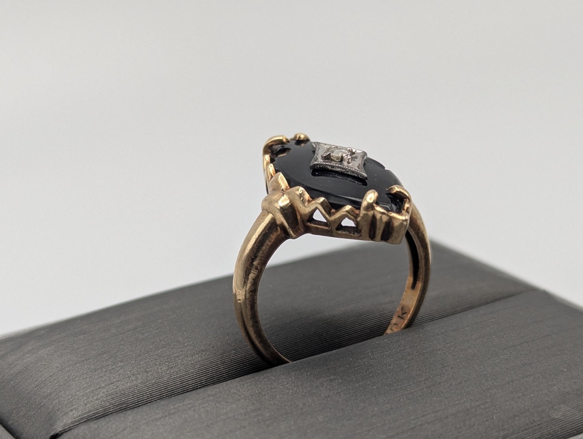 Vintage 10k Art Deco Black Onyx Ring Midnight Statemen Ring Pinky