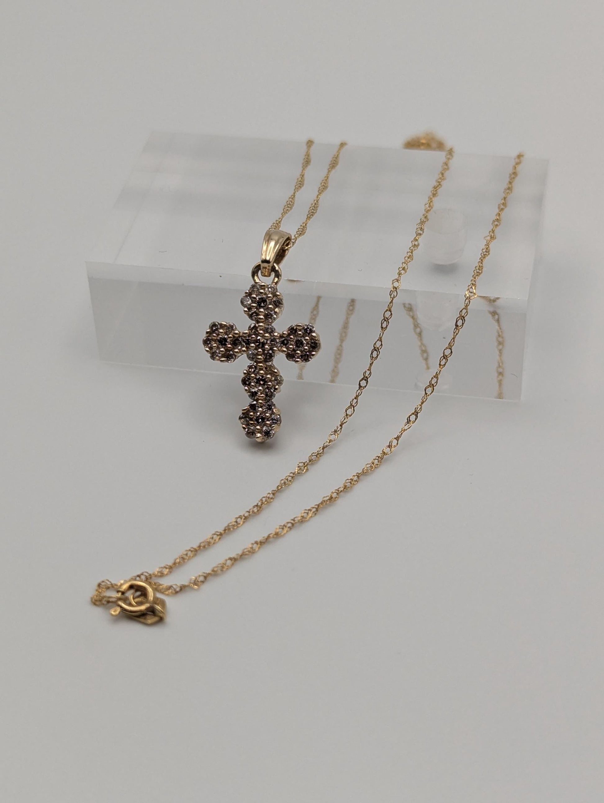 10k Yellow Gold .65ctw Diamond Cross Pendant Necklace 17 " Crucifix Necklace