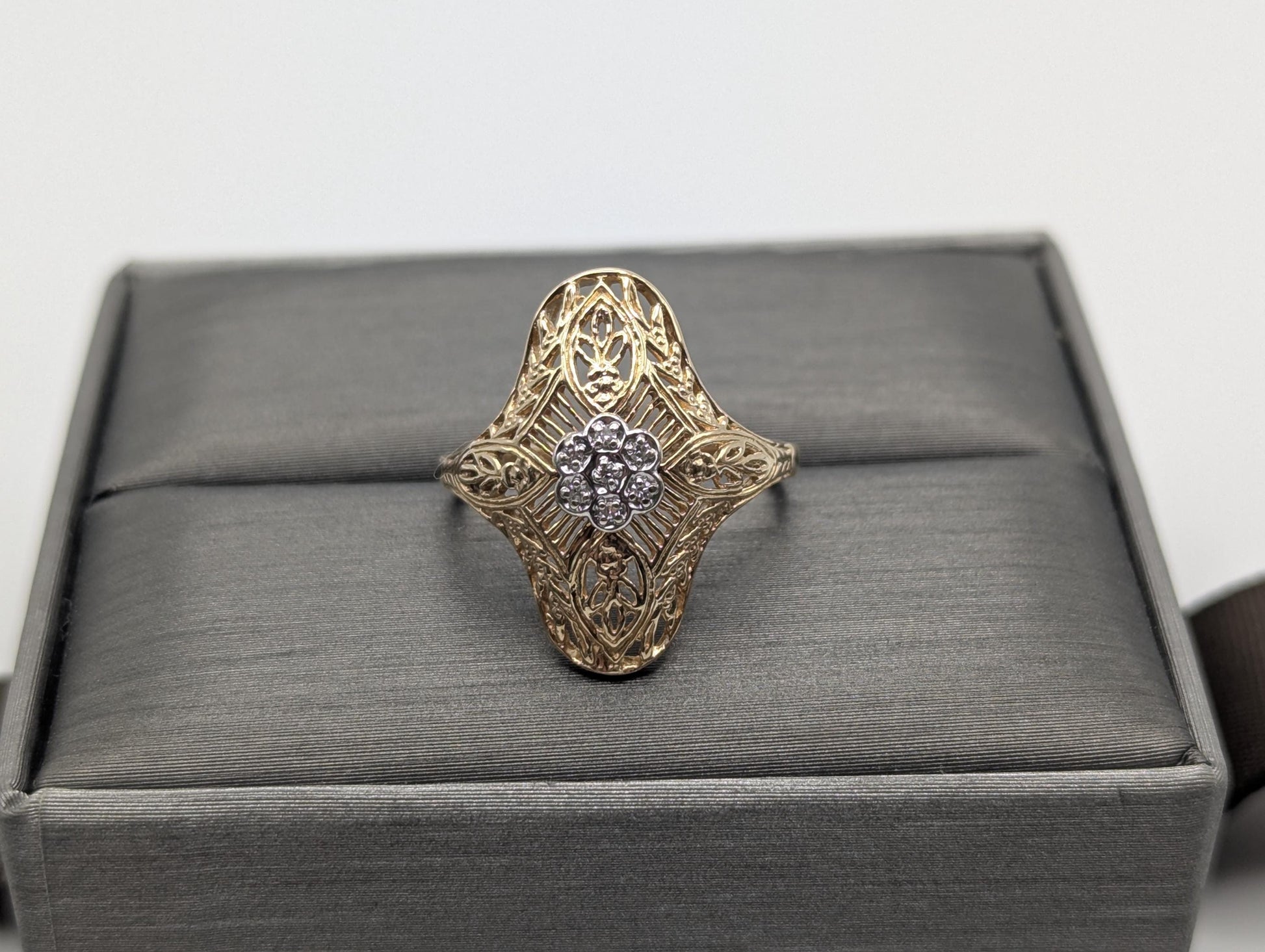 14k Yellow Gold Diamond Filigree Shield Ring Wedding Handmade Diamond Art Deco band