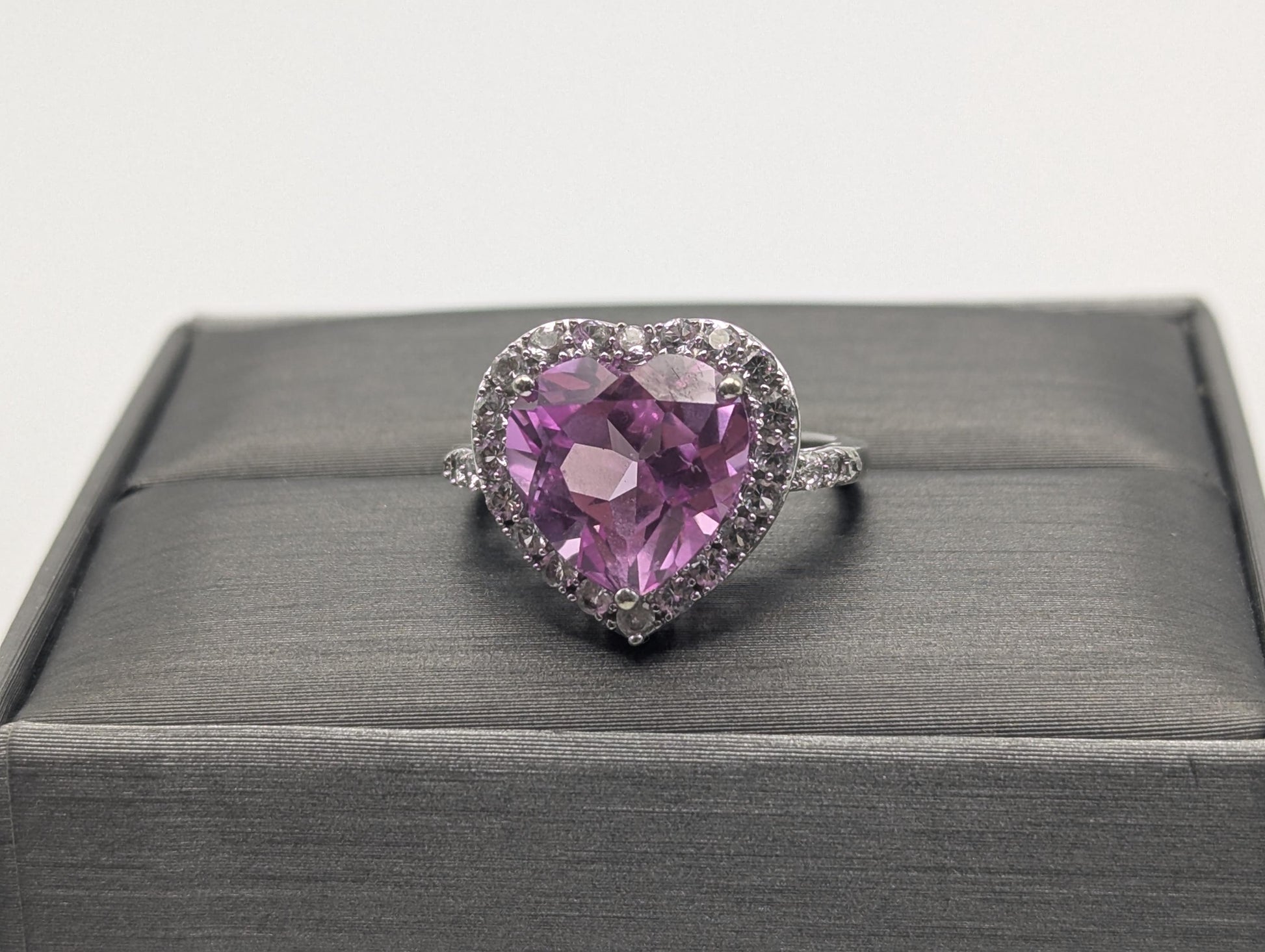 10k White Gold Pink Sapphire Heart Ring w Clear Sapphire Filigree Womens Cocktail Ring