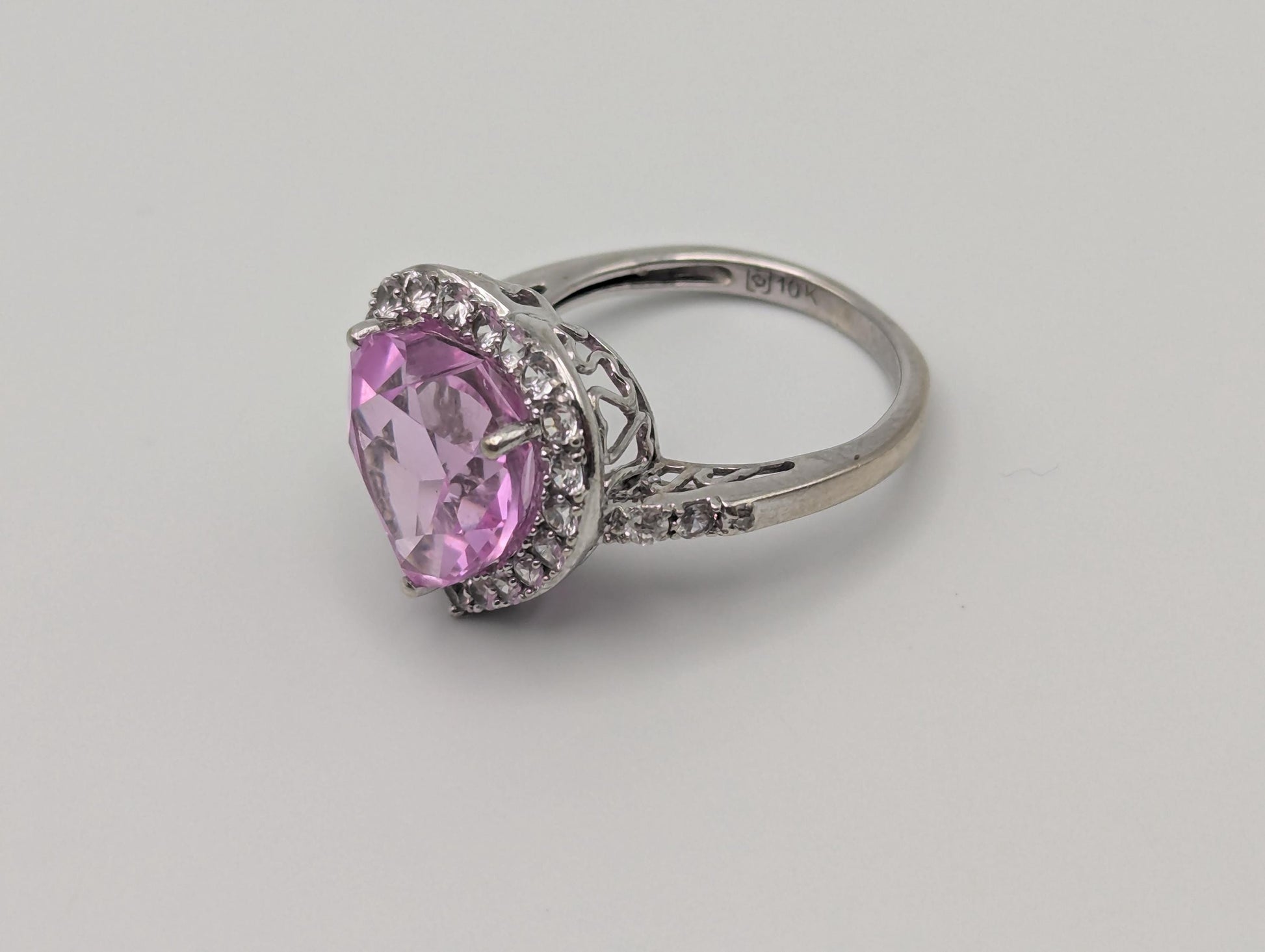 10k White Gold Pink Sapphire Heart Ring w Clear Sapphire Filigree Womens Cocktail Ring