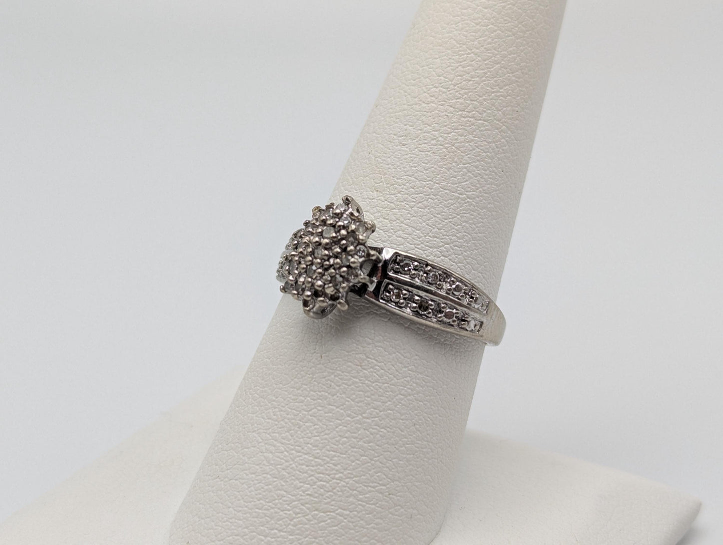 10k Diamond White Gold Diamond Cluster Wedding Engagement Ring Anniversary Ring.