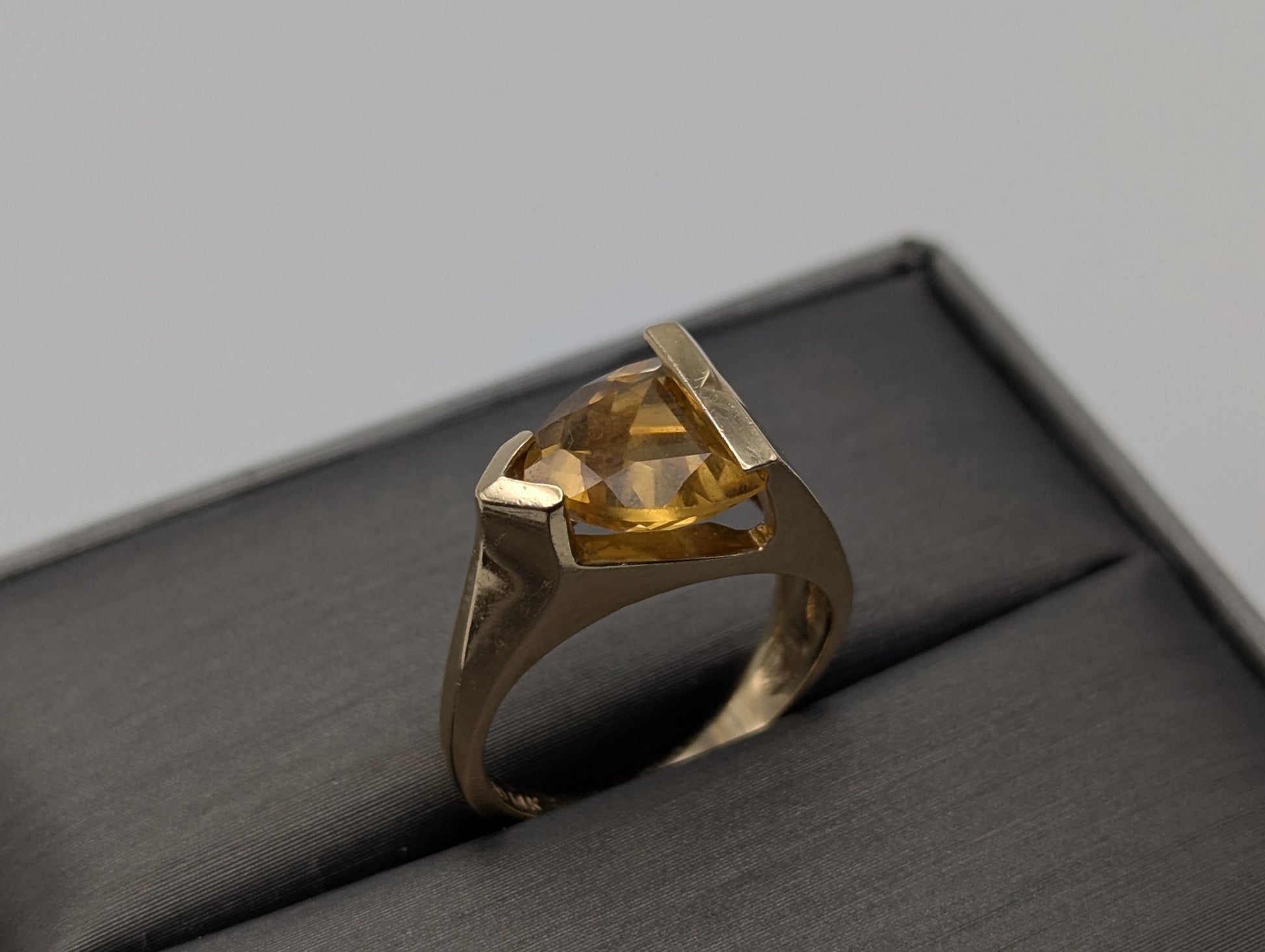 14k Yellow Gold Solitare Citrine Amber Diamond Cocktail Statement Pinky Ring