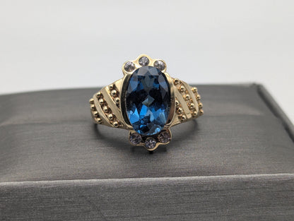 10k Yellow Gold Blue Topaz Sapphire Ring Statement Cocktail Signet Pinky Ring.
