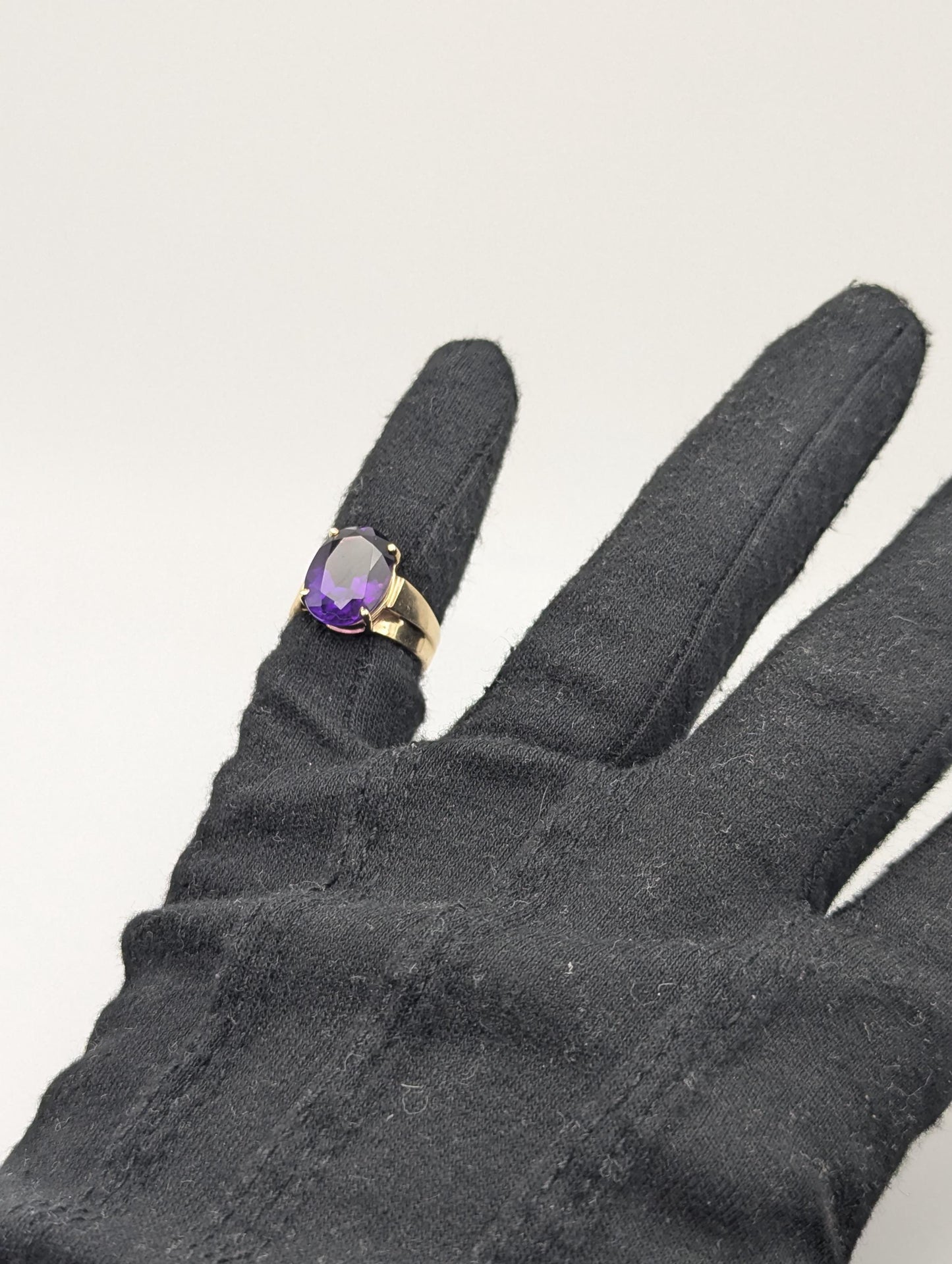 10k Gold Solitaire Purple Amethyst Stone Ring Vintage Cocktail Statement