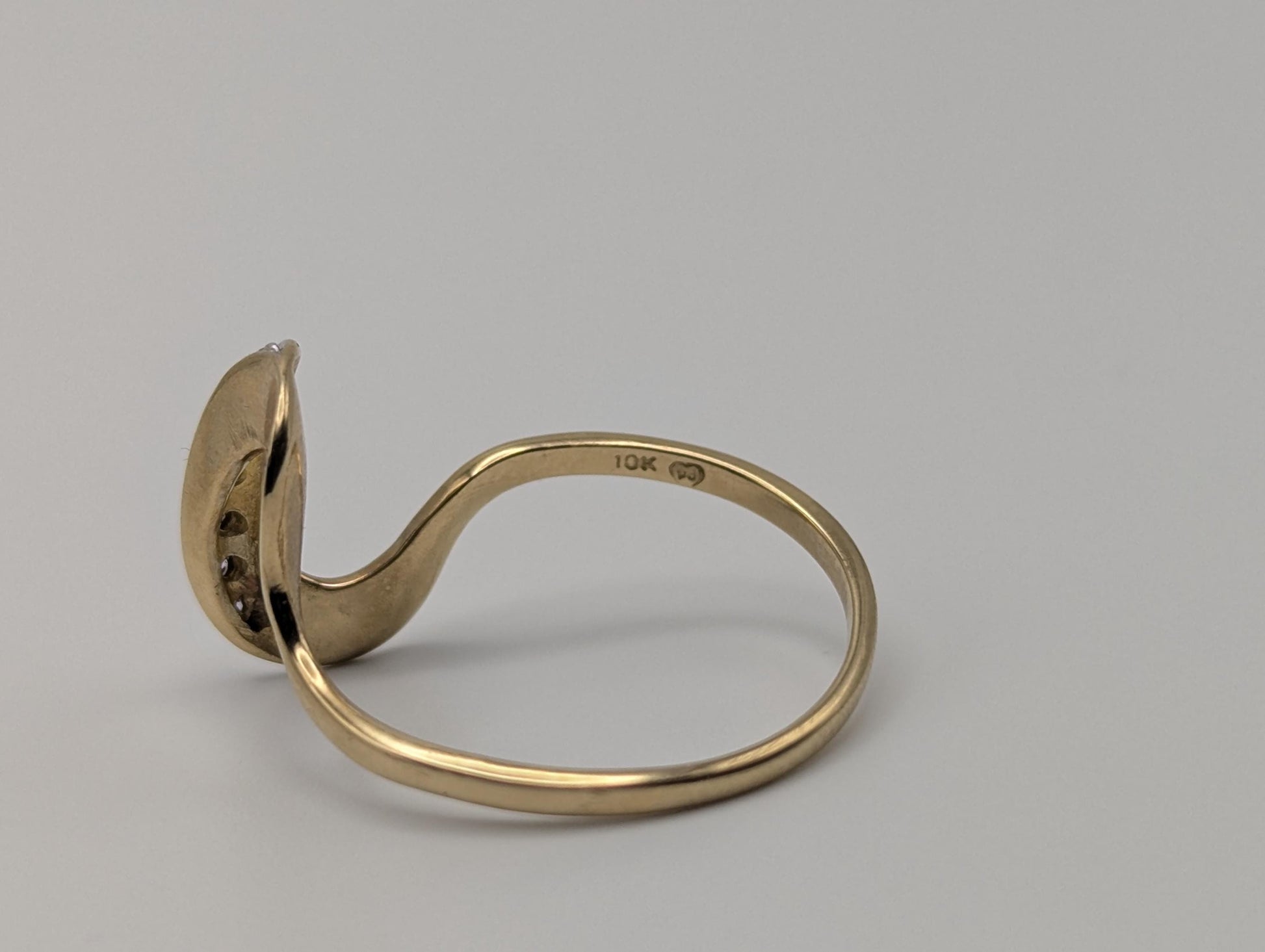 10K Yellow Gold Wave Diamond Ring Promise Love Cocktail Ring Fancy Infinity Band