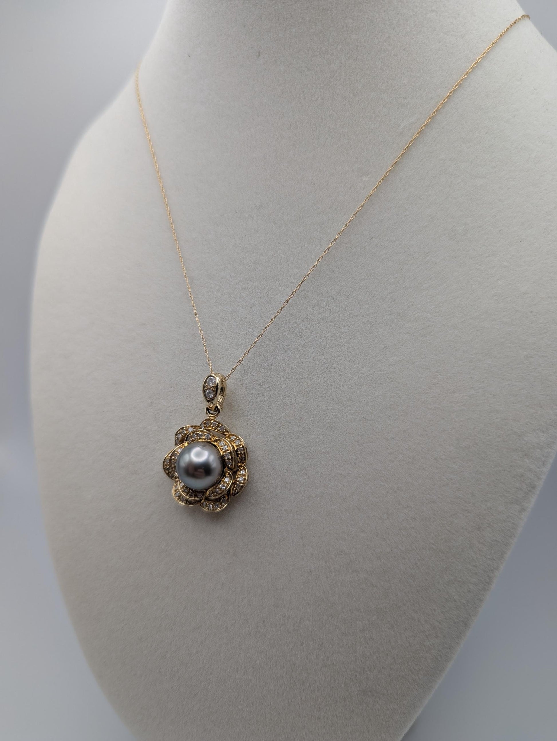 14k Yellow Gold 10mm Tahitian Pearl Diamond .35 ctw Necklace Pearl Cluster Diamond Necklace.