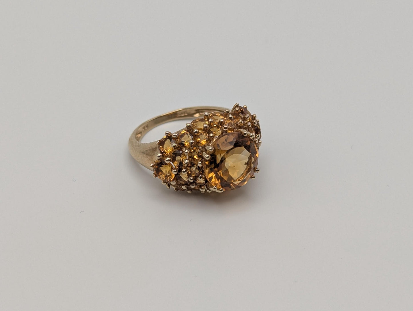 10k Yellow Gold Solitare Citrine Cluster Cocktail Ring. Statement Ring.