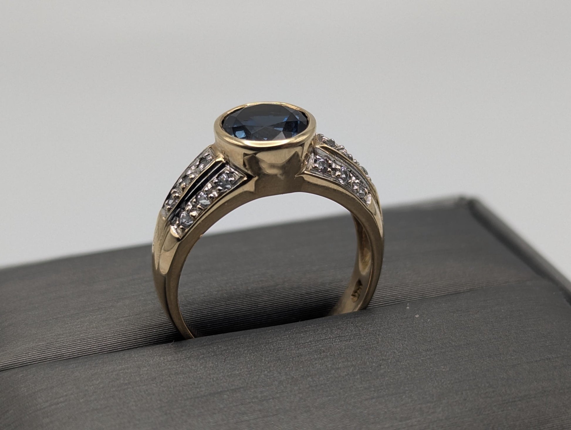 10k Yellow Gold Blue Topaz and Spinel Ring Statement Cocktail Pinky Signet Ring.
