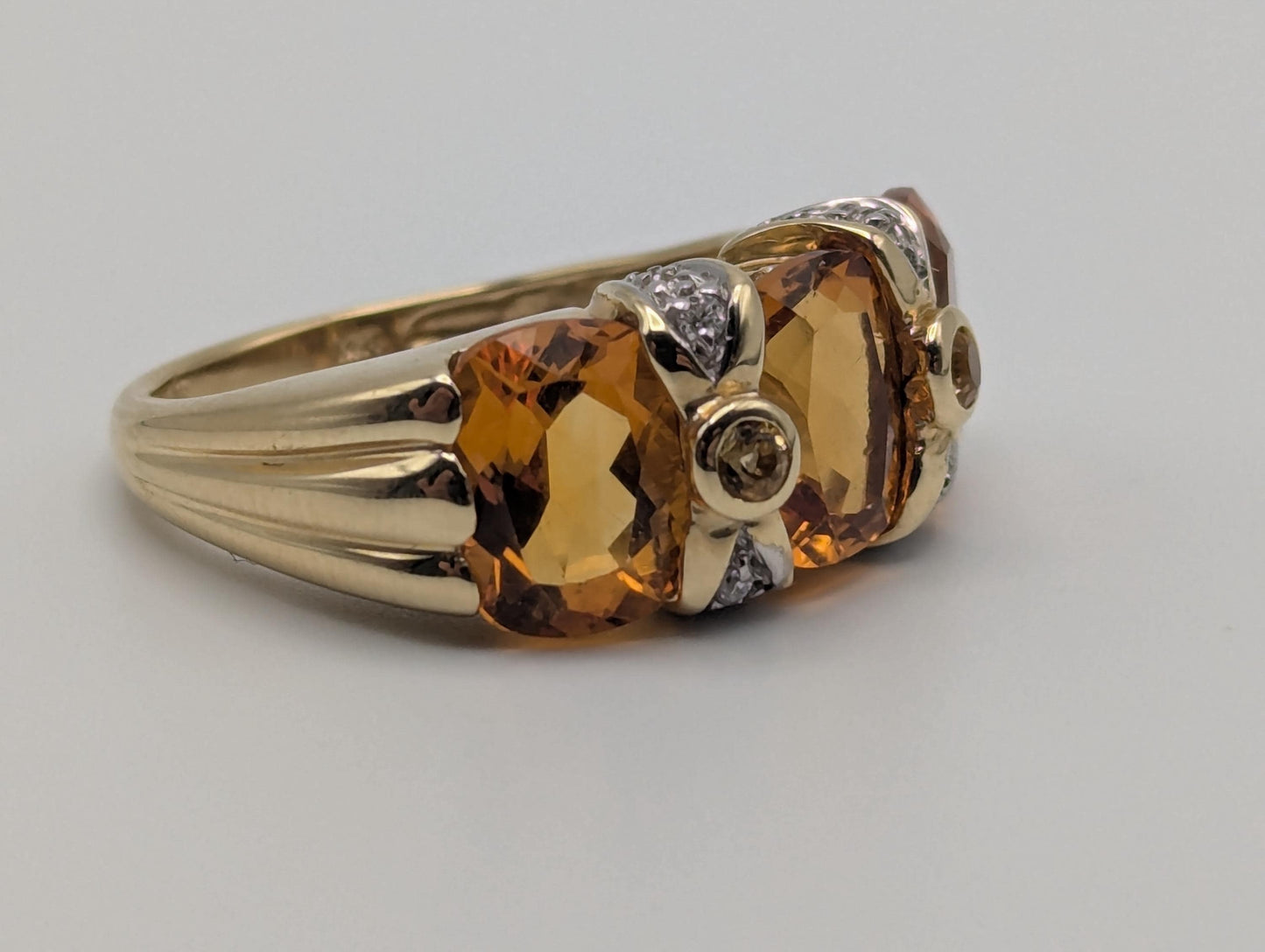 10k Yellow Gold Solitare Citrine Diamond Cocktail Ring. Statement Ring.