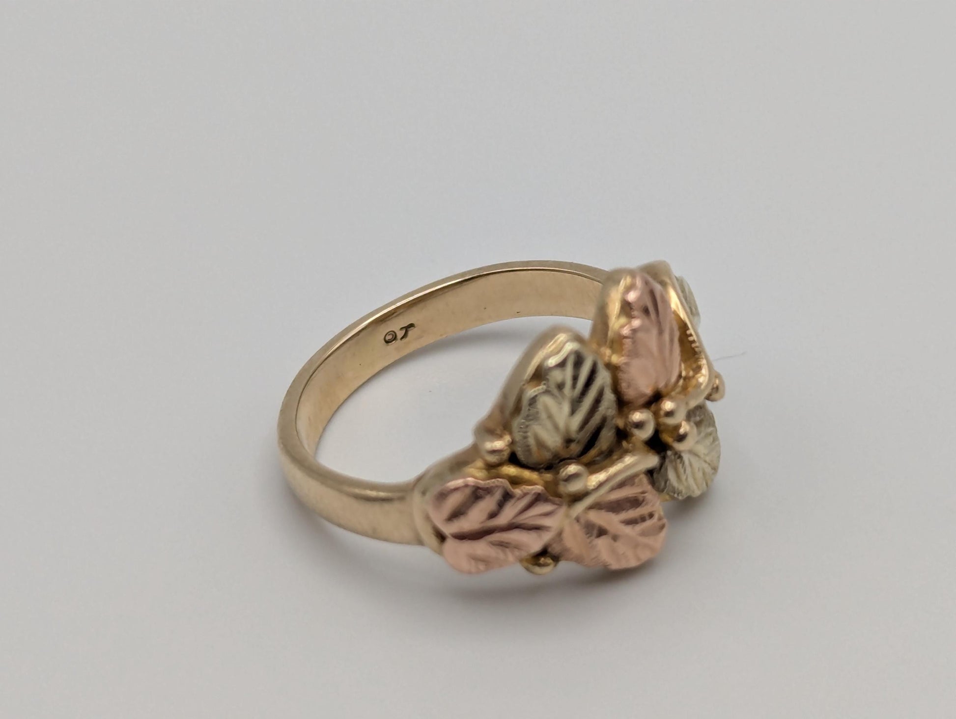 Vintage 10k 12k Black Hills Gold Leaf Multi-tone Gold Statement Ring Pinky Ring