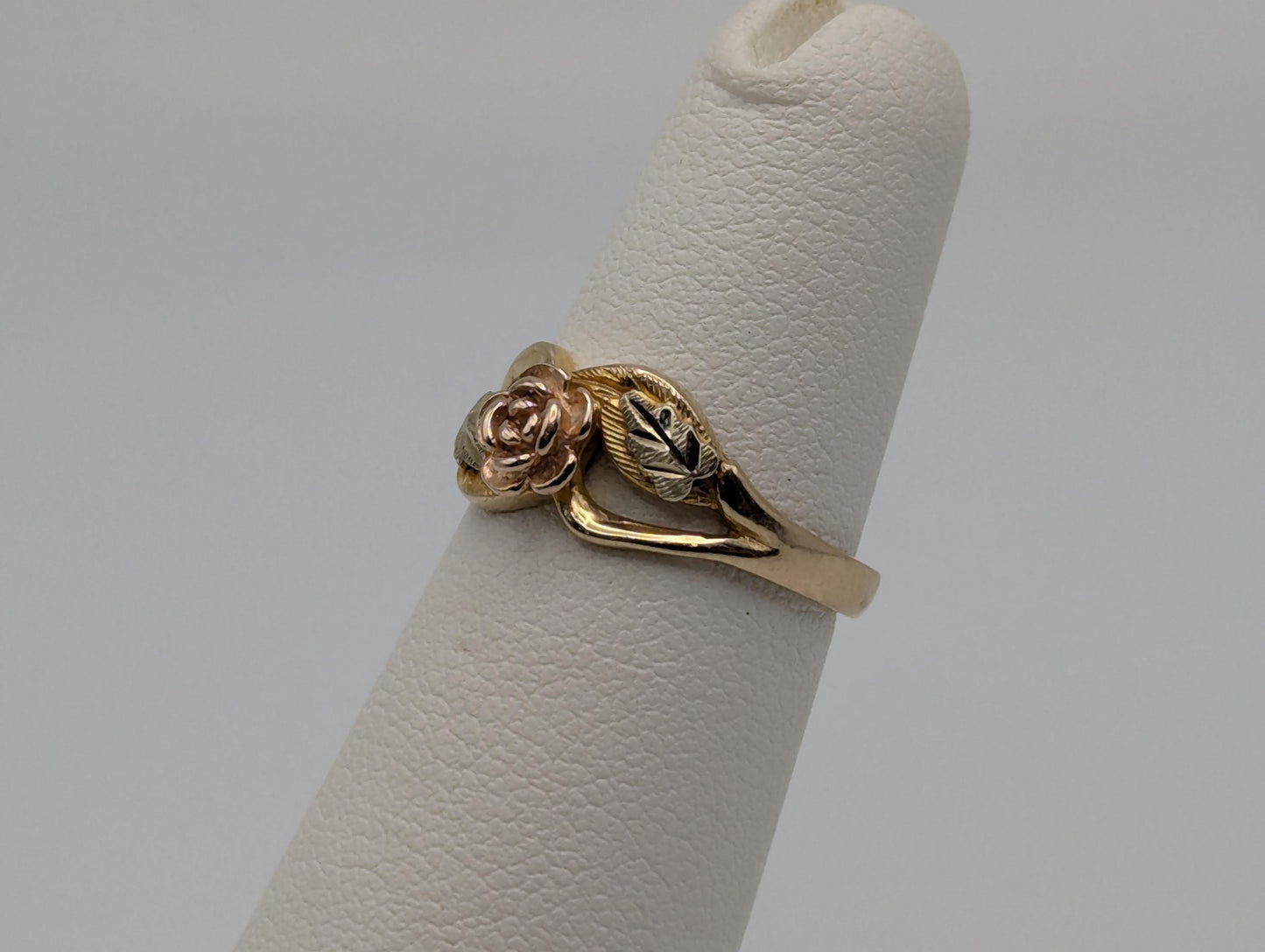 Black Hills Gold 10k 12k Multi-tone Gold Rose Ring Vintage Rose Ring