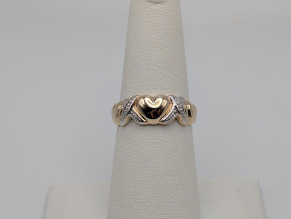 White & Yellow Gold 10k XOXO Love Design Multi Gold Heart Ring. Promise Ring.