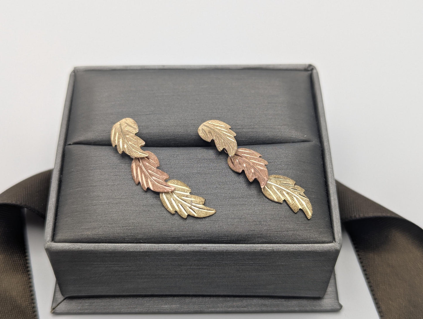 10k Black Hills Gold Traditional Gold Vine Dangle Earrings Rose Gold Black Hills Gold Trio Gold Vine Leaf Earrings