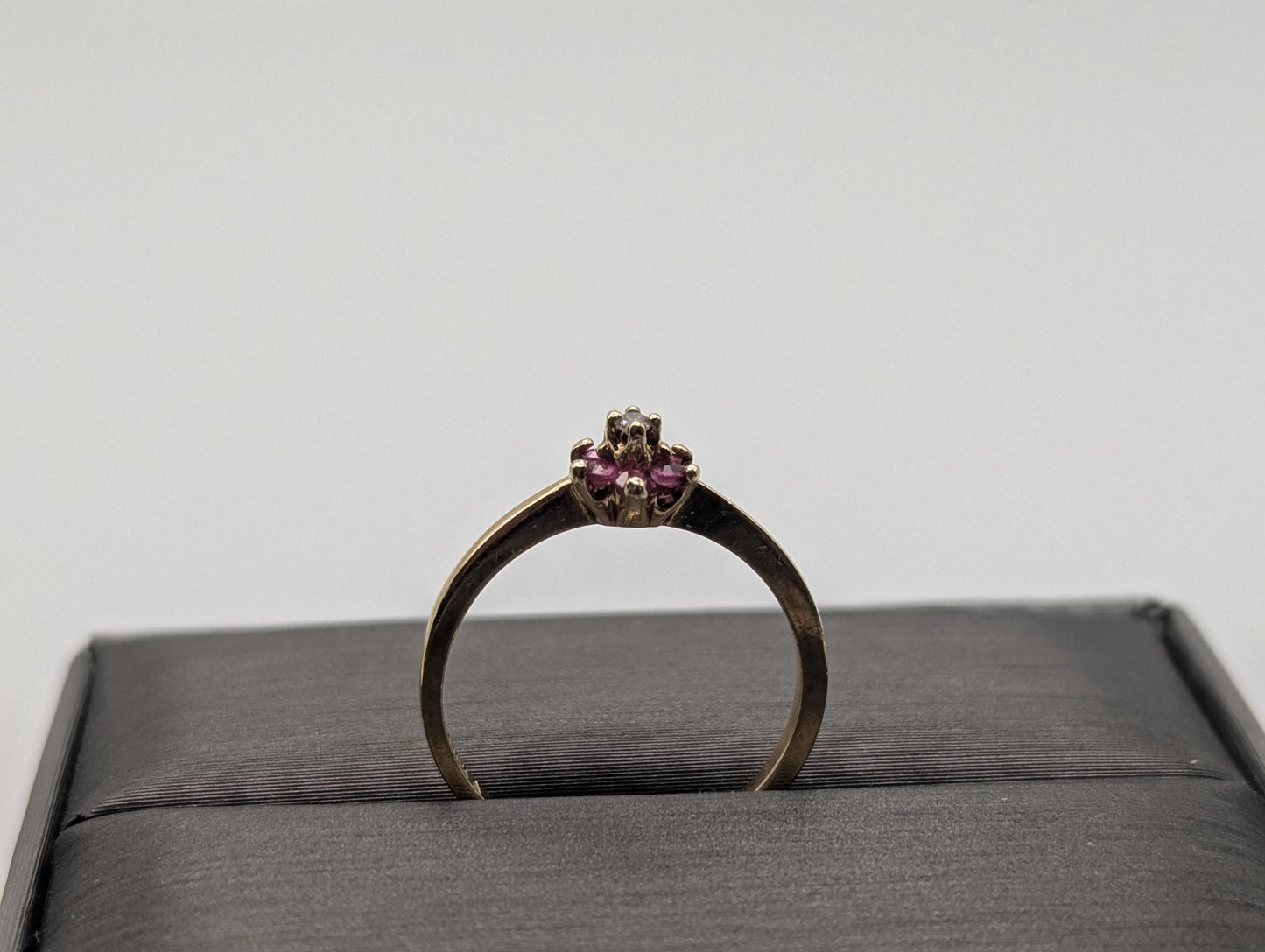 10k Flower Diamond Ruby Ring. Yellow Gold Dainty Daisy Promise Love Ring
