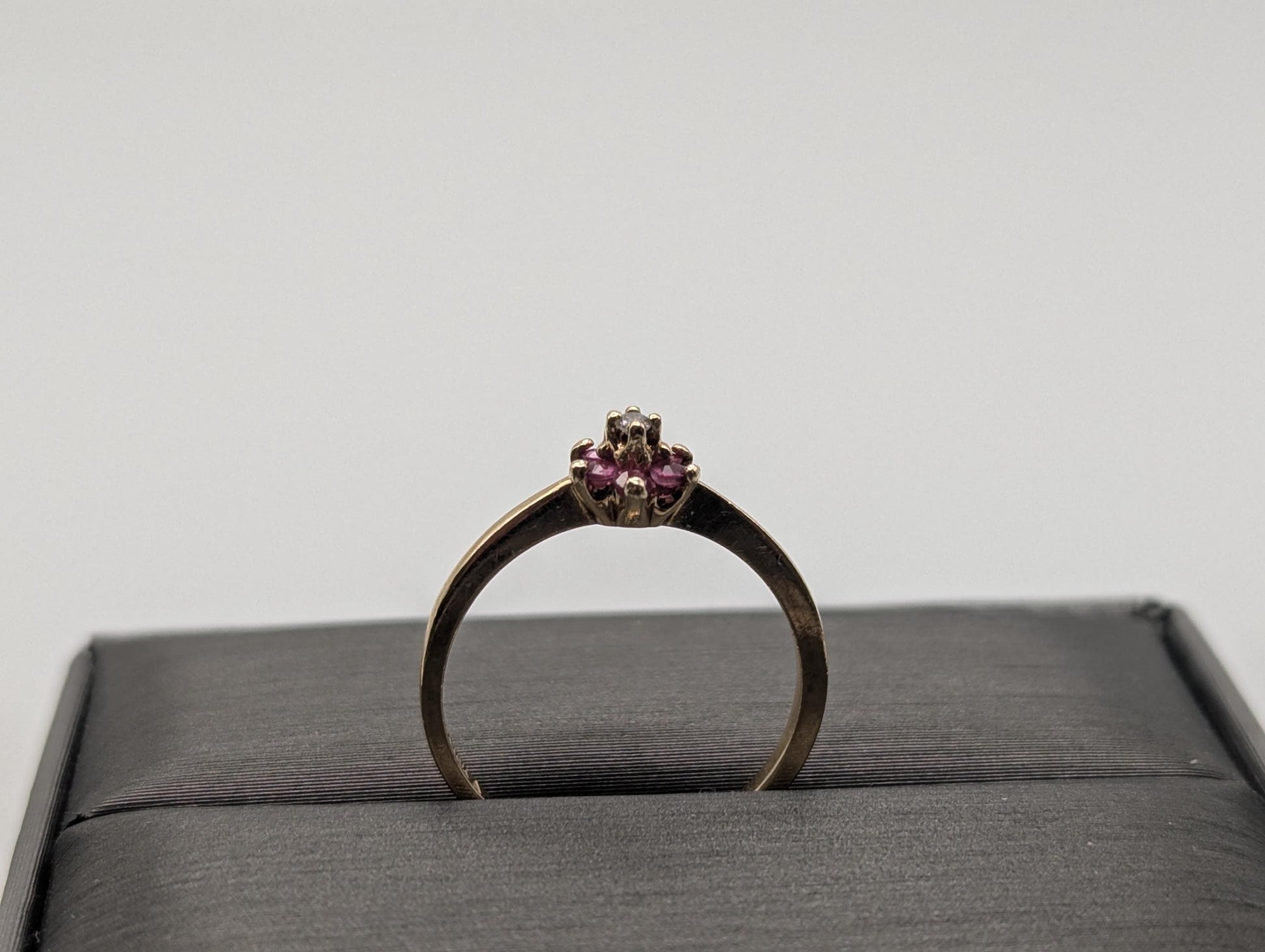 10k Flower Diamond Ruby Ring. Yellow Gold Dainty Daisy Promise Love Ring