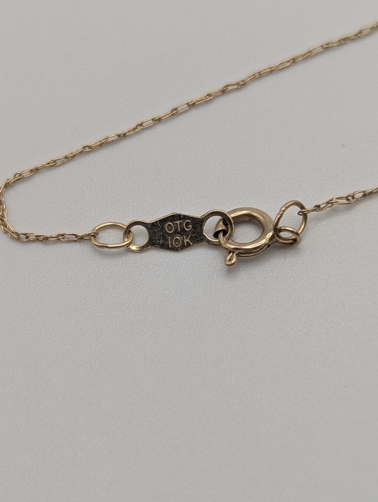 10K Gold Diamond Heart Pendant w/Gold Chain Necklace Love Heart