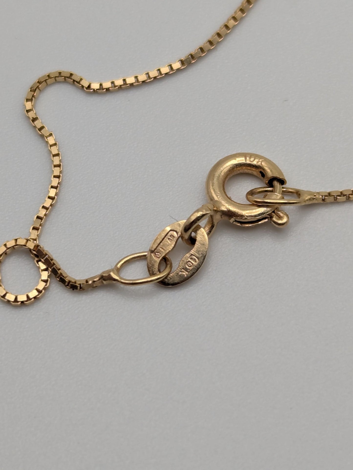 10k Yellow ITALY Gold Cross Pendant Necklace 17 " Crucifix Necklace