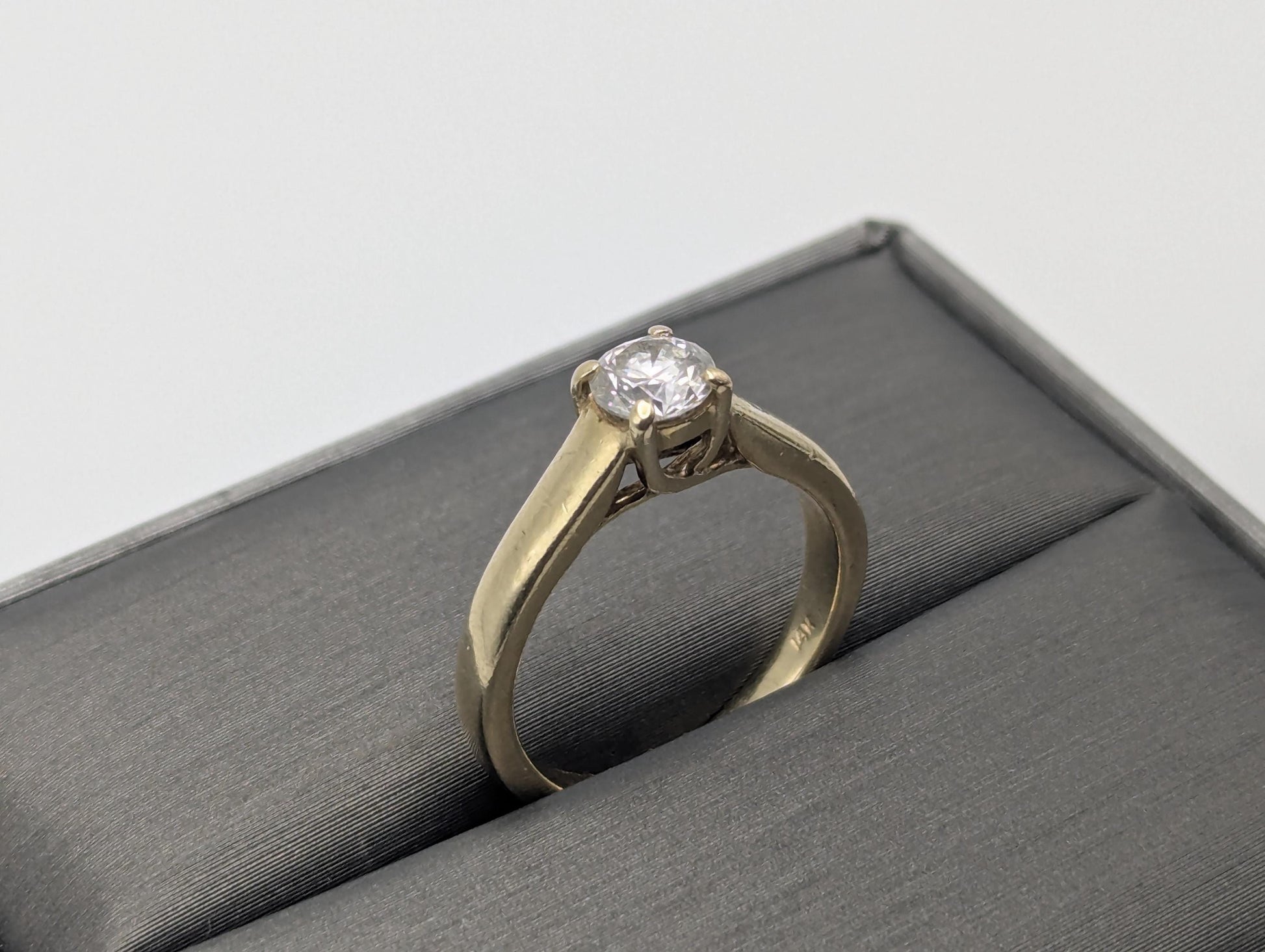 14k Yellow Gold 0.5 ct Diamond Solitaire Engagement Wedding Promise Ring