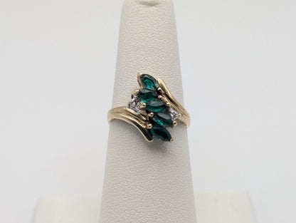10k Yellow Gold Emerald and Diamond Statement Cocktail Multi-Stone Ring.
