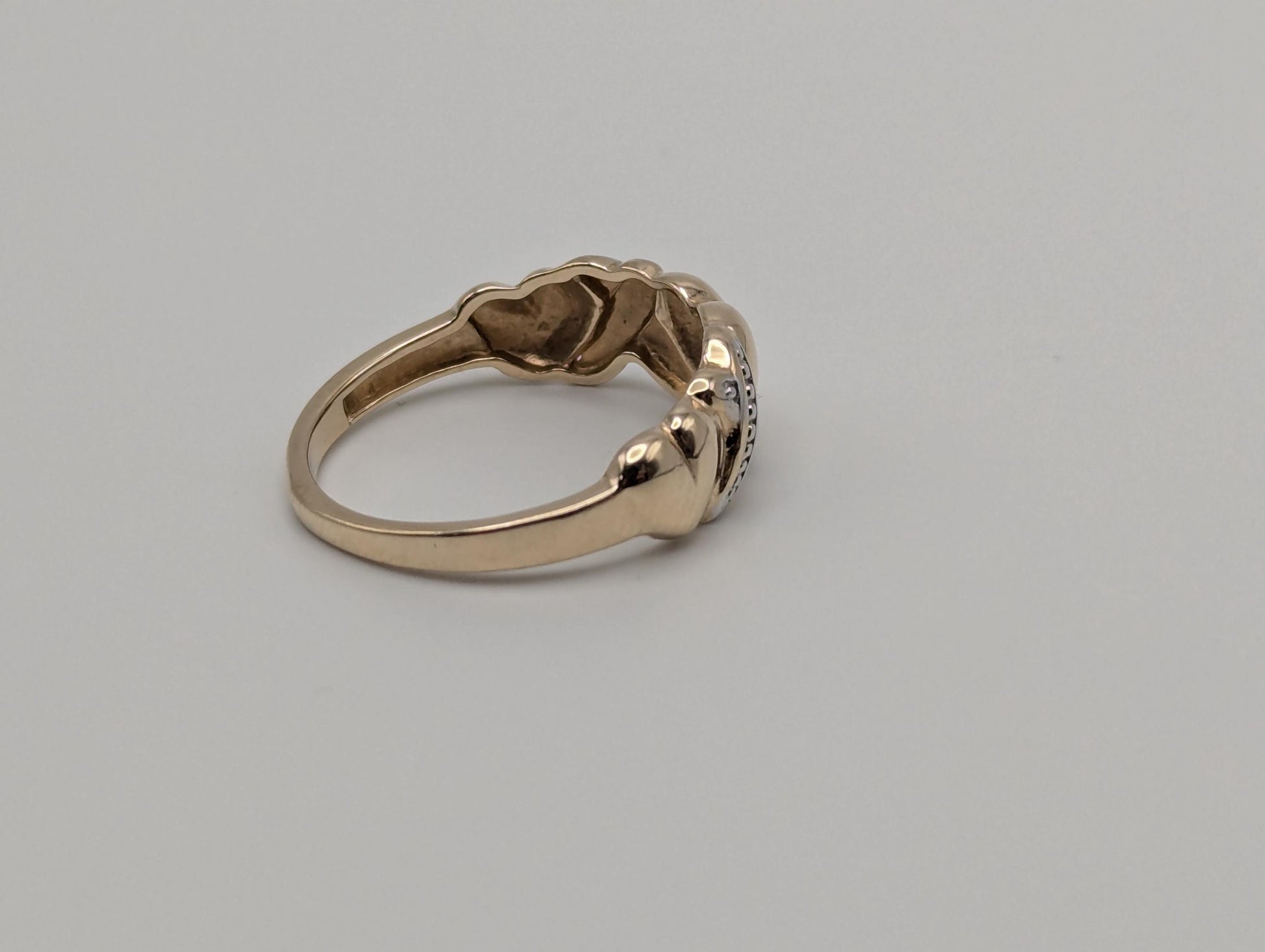 White & Yellow Gold 10k XOXO Love Design Multi Gold Heart Ring. Promise Ring.