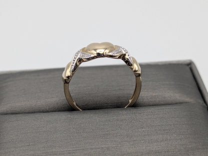 White & Yellow Gold 10k XOXO Love Design Multi Gold Heart Ring. Promise Ring.