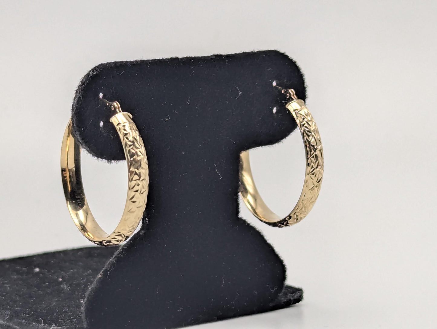 14k Vintage Yellow Gold Classic Etched Textured Hoop Earrings Gold Hoops Hinged
