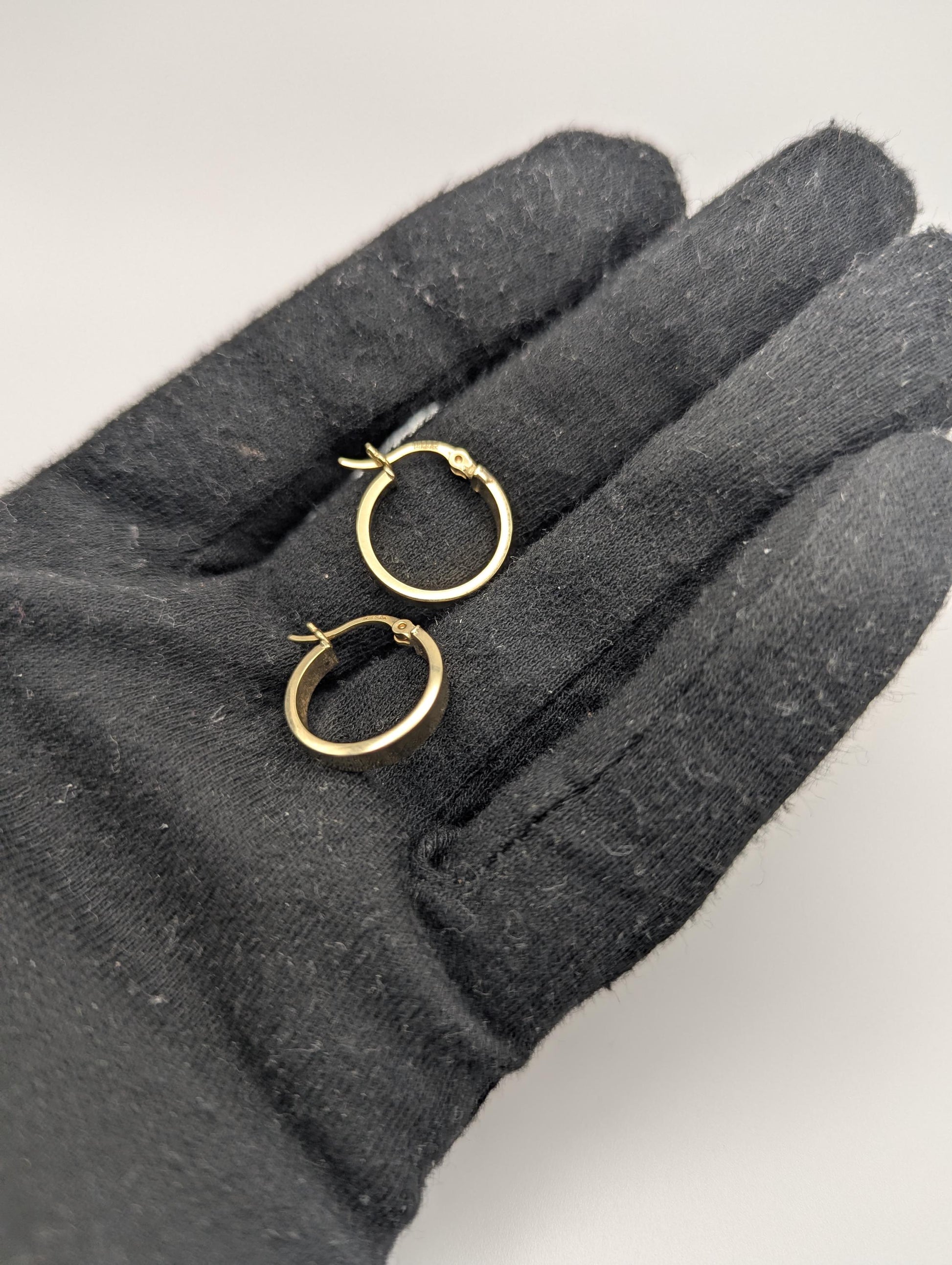 14k Vintage Yellow Gold Classic Small Hoop Earrings Gold Hoops Hinged