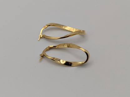 14k ITALY Twisted Long Infinity Hoop Etched Earrings. Etched Twisted Hoops
