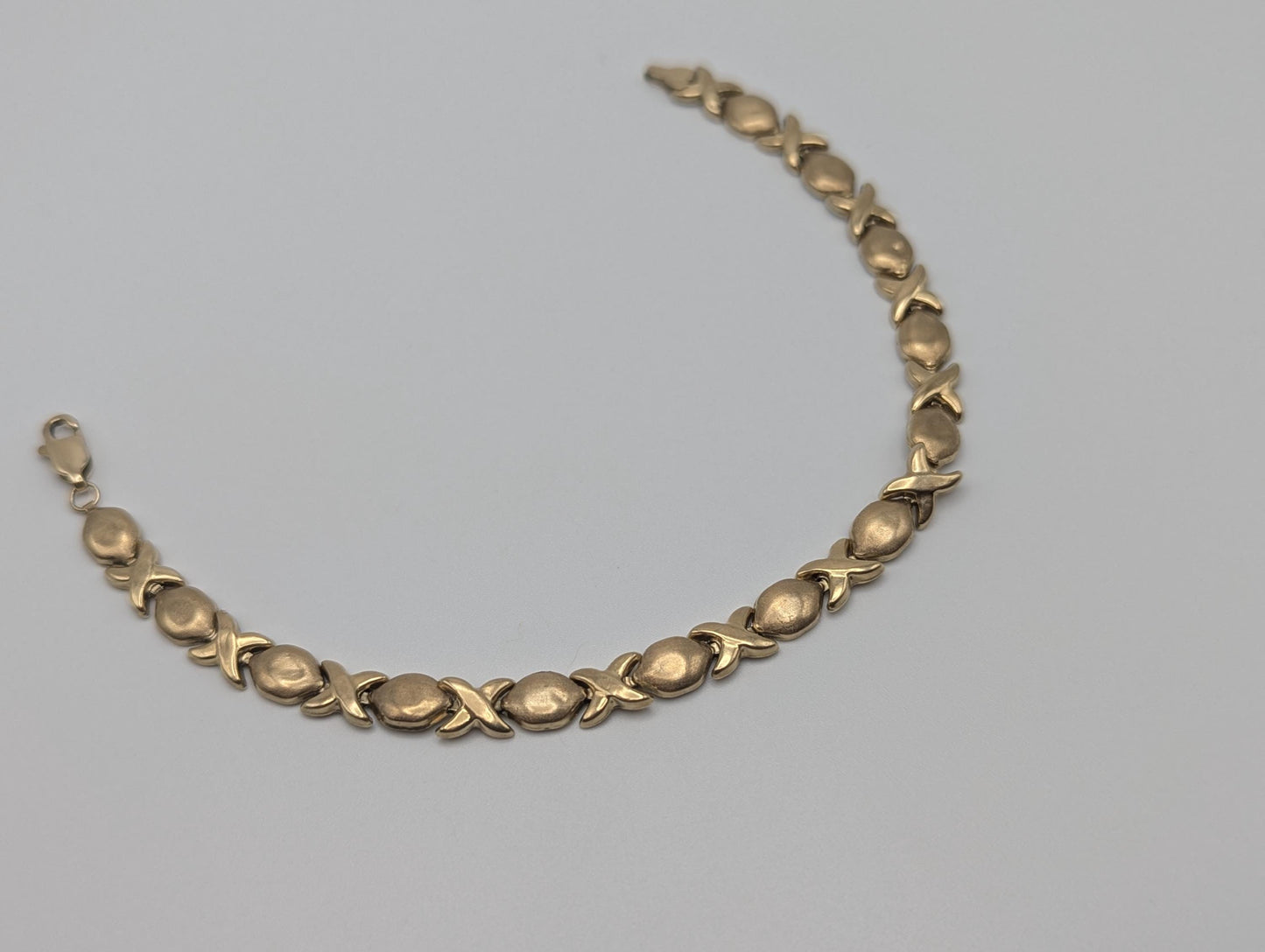 10k Solid Yellow Gold 4.5 gr XOXO Diamond Tennis Bracelet 7" Kisses Love Chain