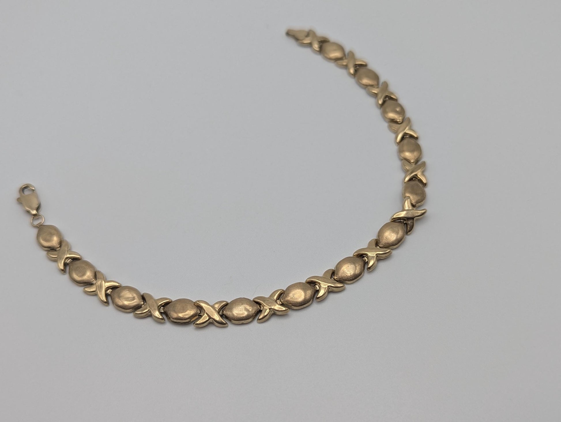 10k Solid Yellow Gold 4.5 gr XOXO Diamond Tennis Bracelet 7" Kisses Love Chain