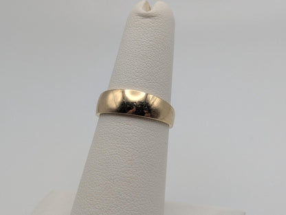 14k Yellow Gold Dome Style Wedding Band. Wedding Ring. Anniversary Band.