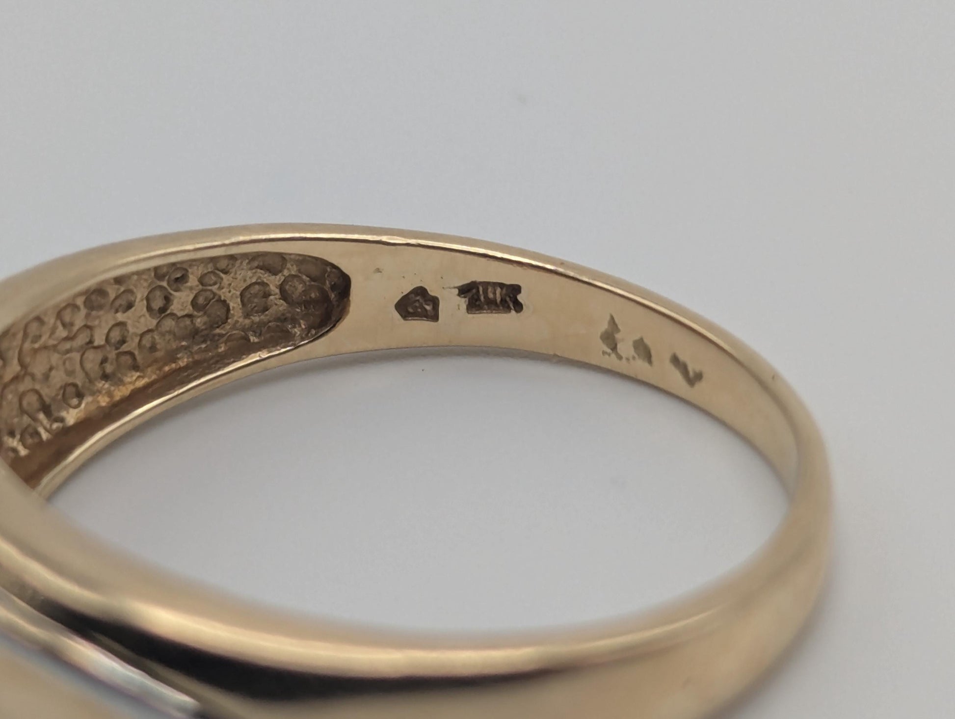 10k Yellow Solid Gold Mens Diamond Dome Style Wedding Band Anniversary Ring Wide