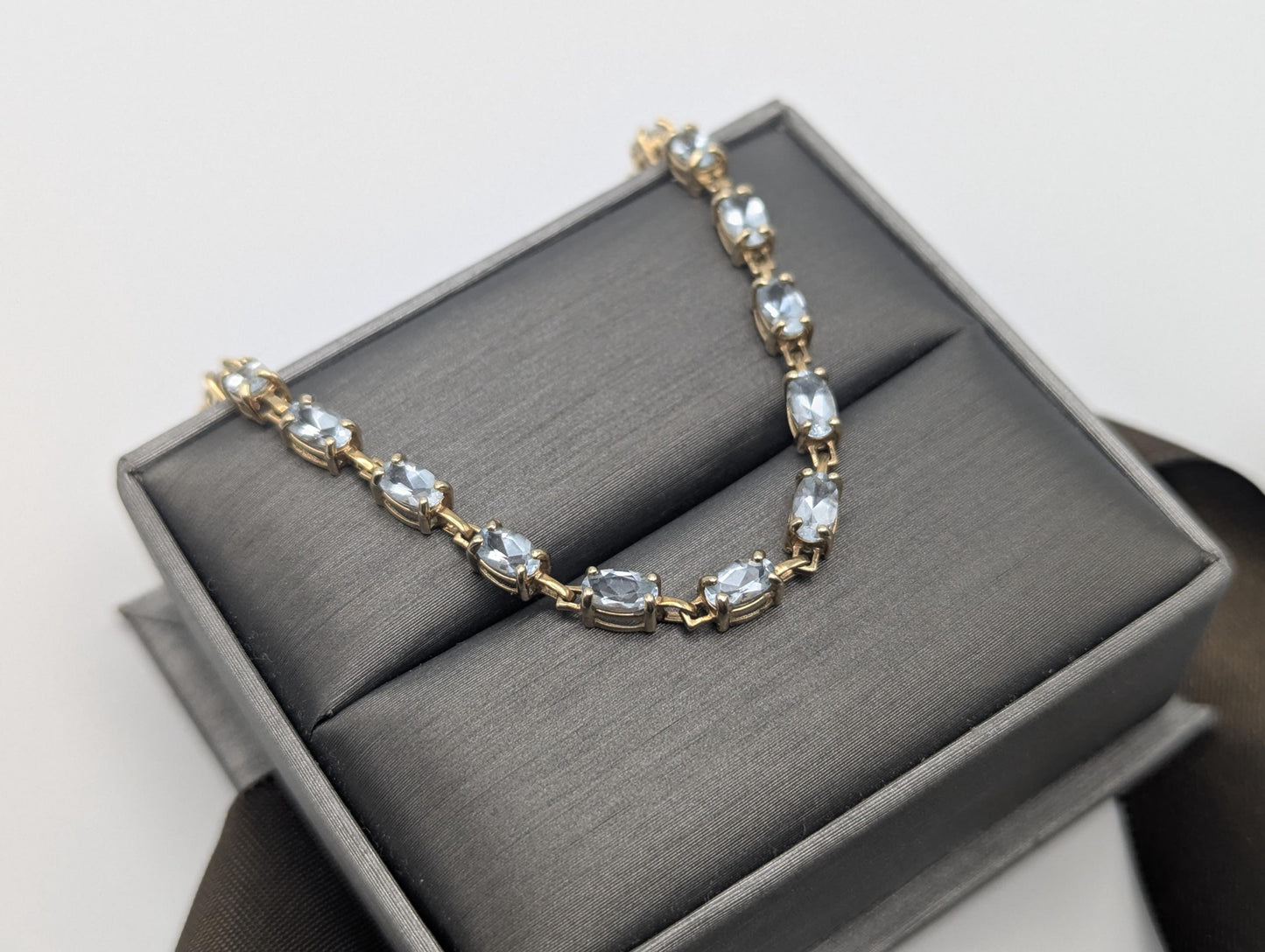 10k Yellow Gold Blue Aquamarine Bracelet. Aquamarine Tennis Bracelet 7.5"