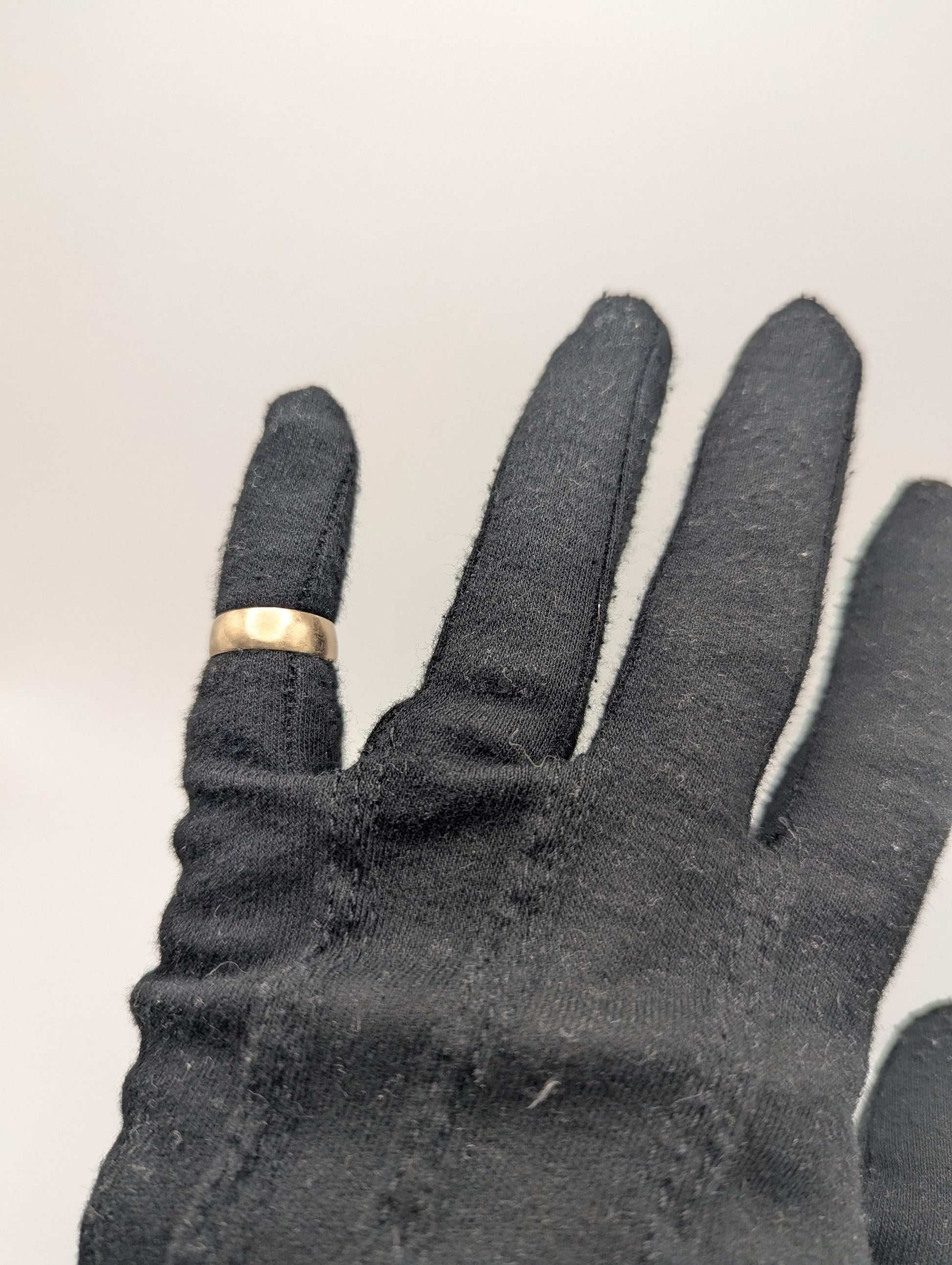 14k Yellow Gold Cigar Band Style Wedding Band. Wedding Ring. Anniversary Band.