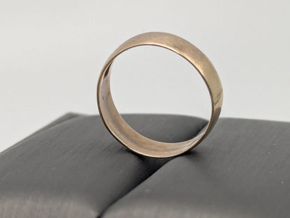 14k Yellow Gold Cigar Band Style Wedding Band. Wedding Ring. Anniversary Band.