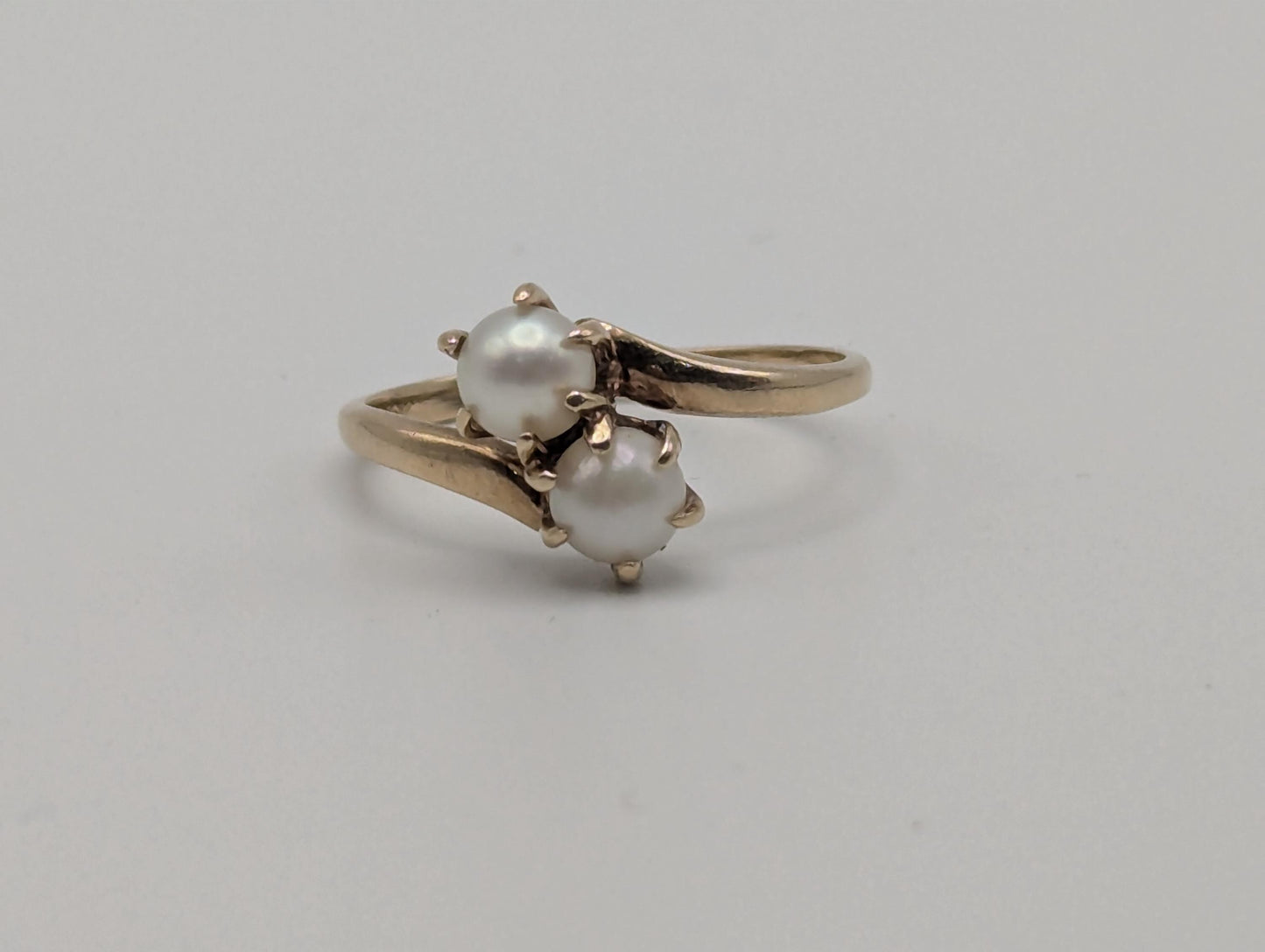 10k Yellow Gold Vintage Pearl Cluster Ring. Promise Double Pearl Ring.