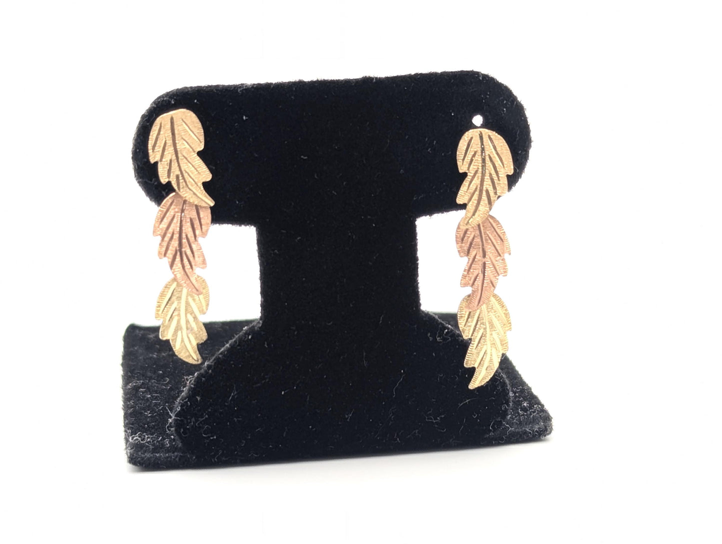 10k Black Hills Gold Traditional Gold Vine Dangle Earrings Rose Gold Black Hills Gold Trio Gold Vine Leaf Earrings