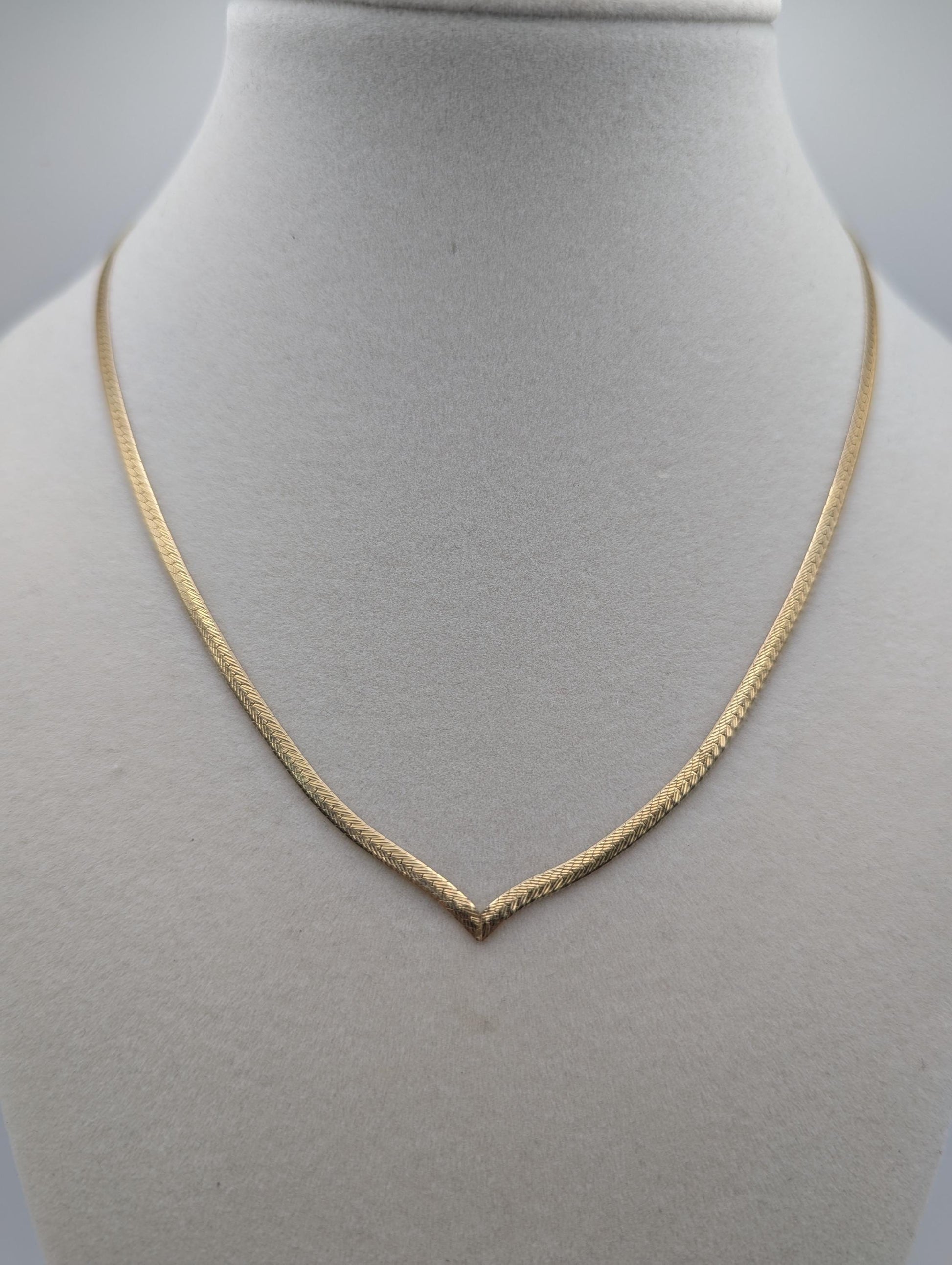 14k Italy Yellow Gold Herringbone Specialty Flat Chain Necklace 16"