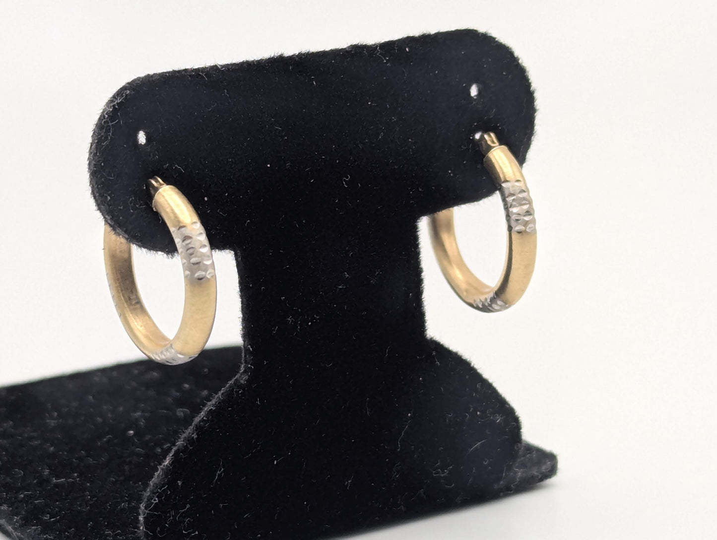 14k Vintage Two-Tone Gold Classic Etched Textured Hoop Earrings Dainty Gold Hoops Hinged