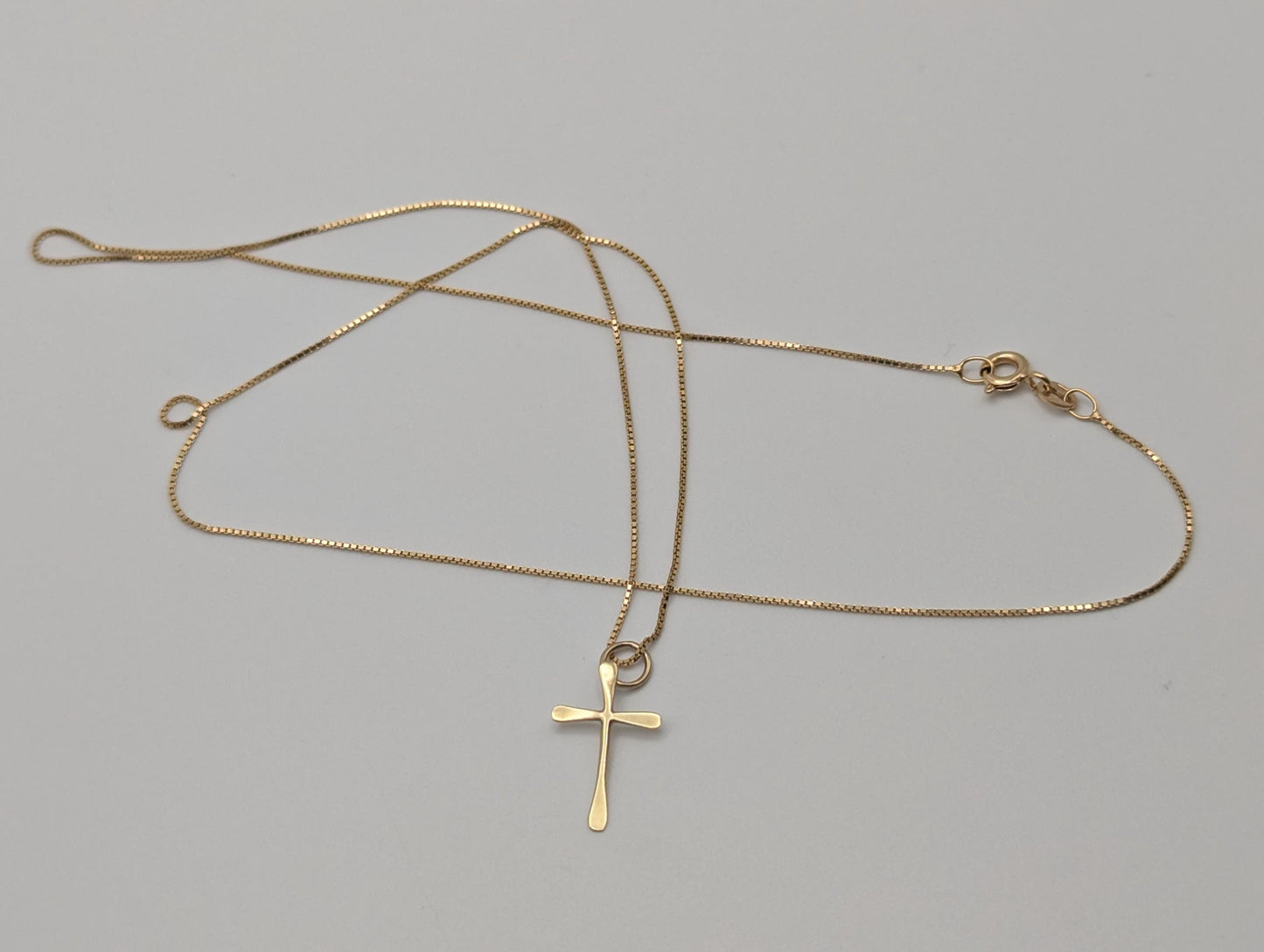 10k Yellow ITALY Gold Cross Pendant Necklace 17 " Crucifix Necklace
