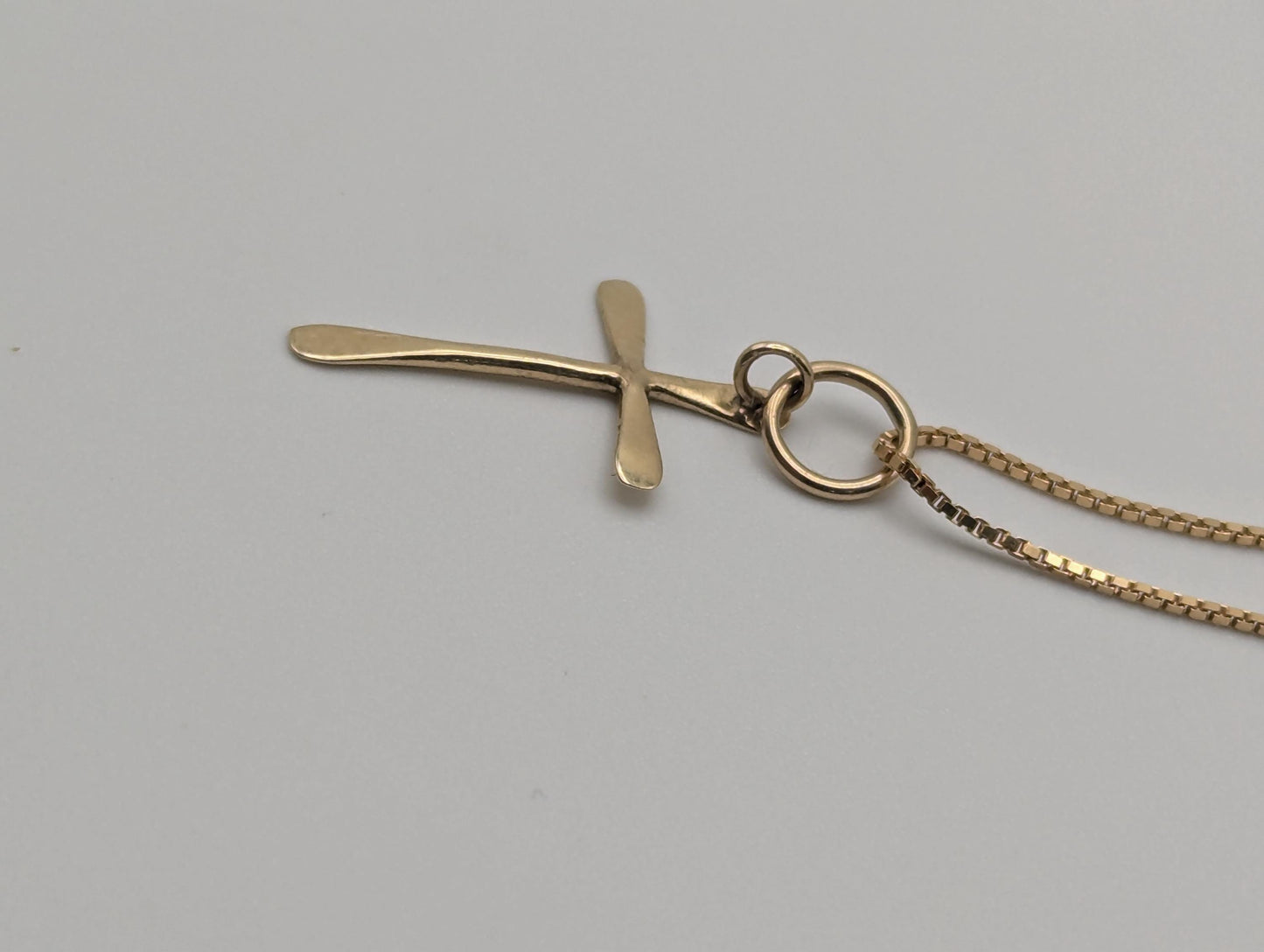 10k Yellow ITALY Gold Cross Pendant Necklace 17 " Crucifix Necklace