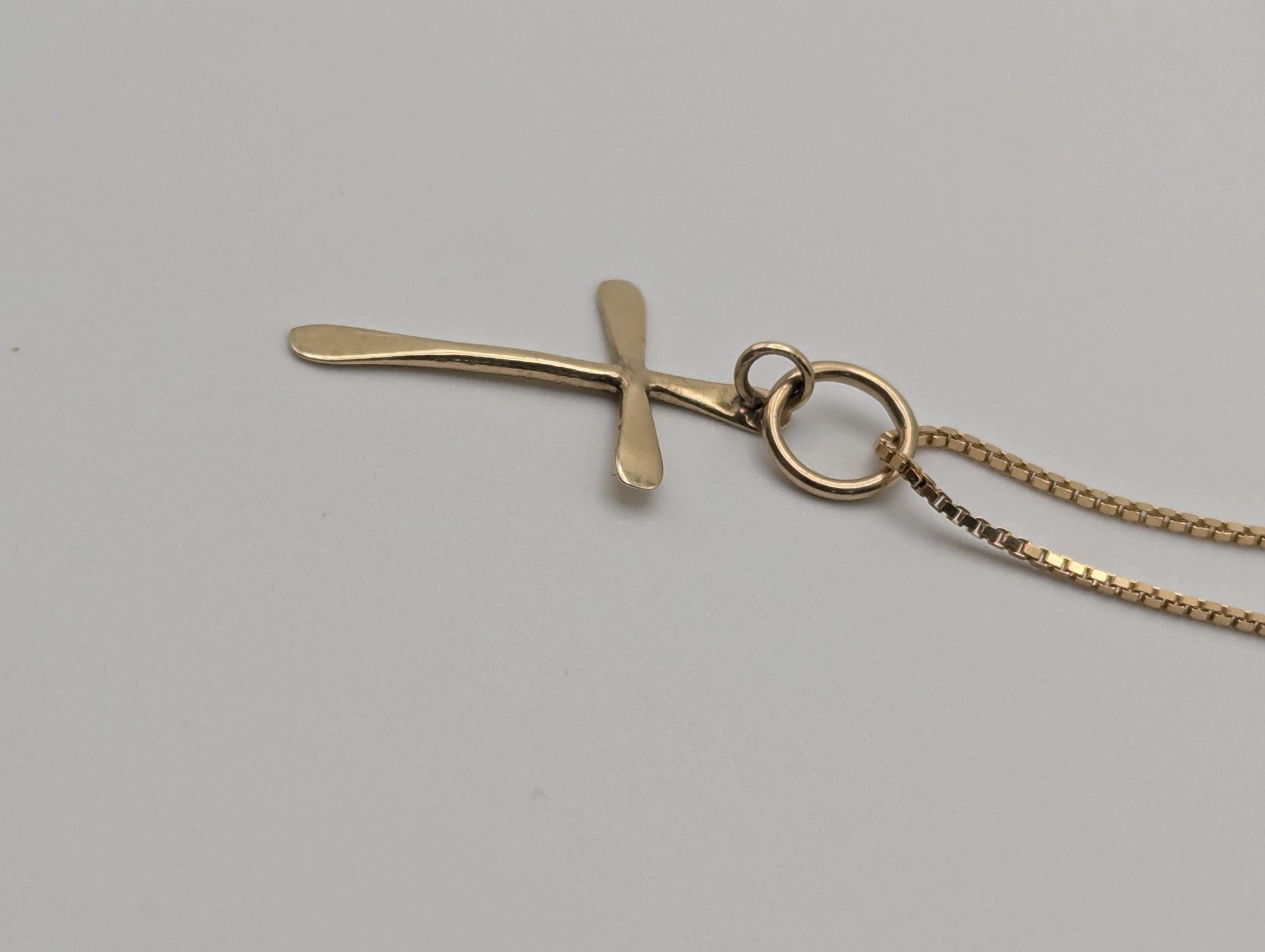 10k Yellow ITALY Gold Cross Pendant Necklace 17 " Crucifix Necklace