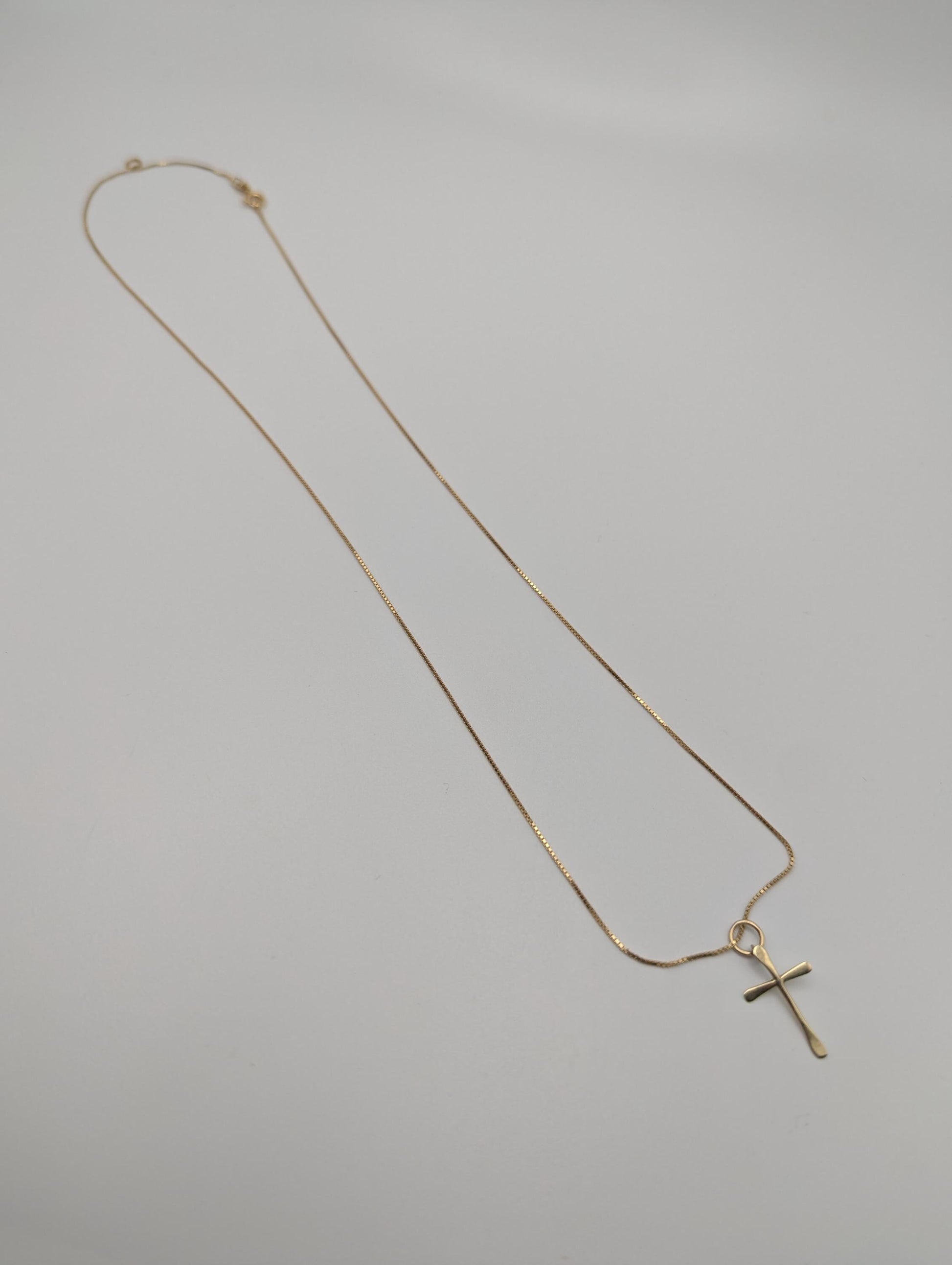 10k Yellow ITALY Gold Cross Pendant Necklace 17 " Crucifix Necklace